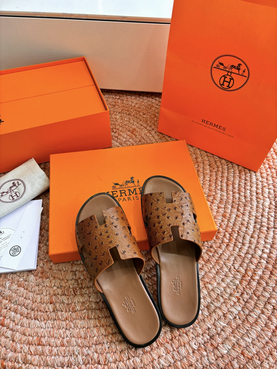 🌾G052所见即所得顶版2026春夏新款HERMES爱马仕专柜新款最近火到不行的情侣款H二舅鞋猪鼻子凉鞋