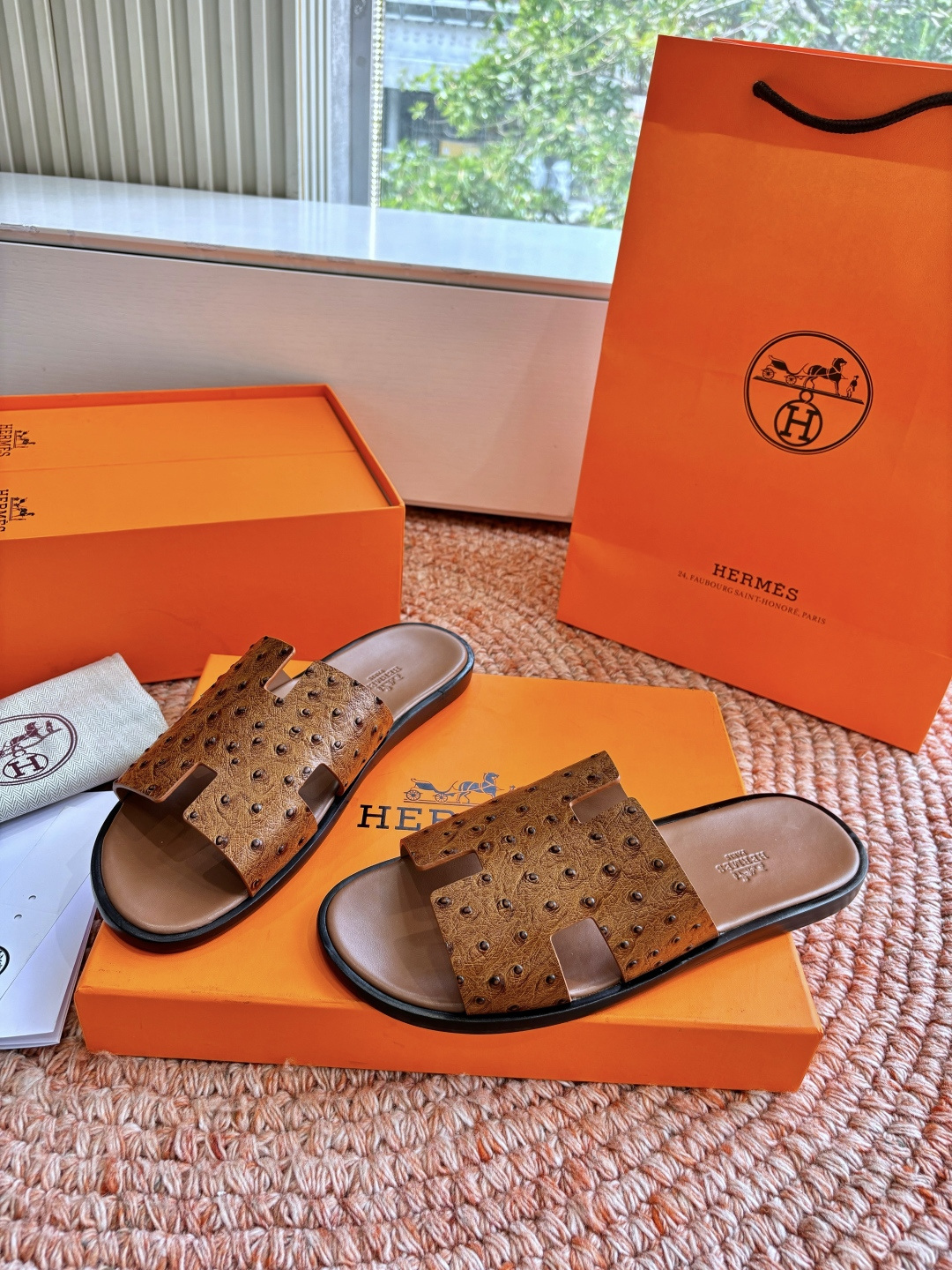 🌾G052所见即所得顶版2026春夏新款HERMES爱马仕专柜新款最近火到不行的情侣款H二舅鞋猪鼻子凉鞋