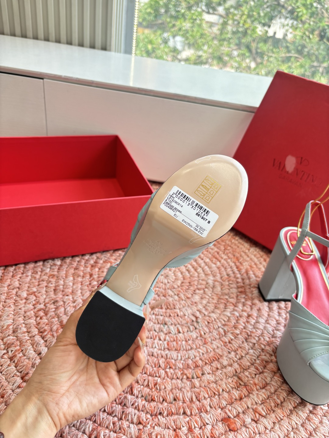 🌾G289所见即所得VALENTINO华伦天奴经典凉鞋单鞋春夏VLOGO SIGNATURE鞋型线条流畅