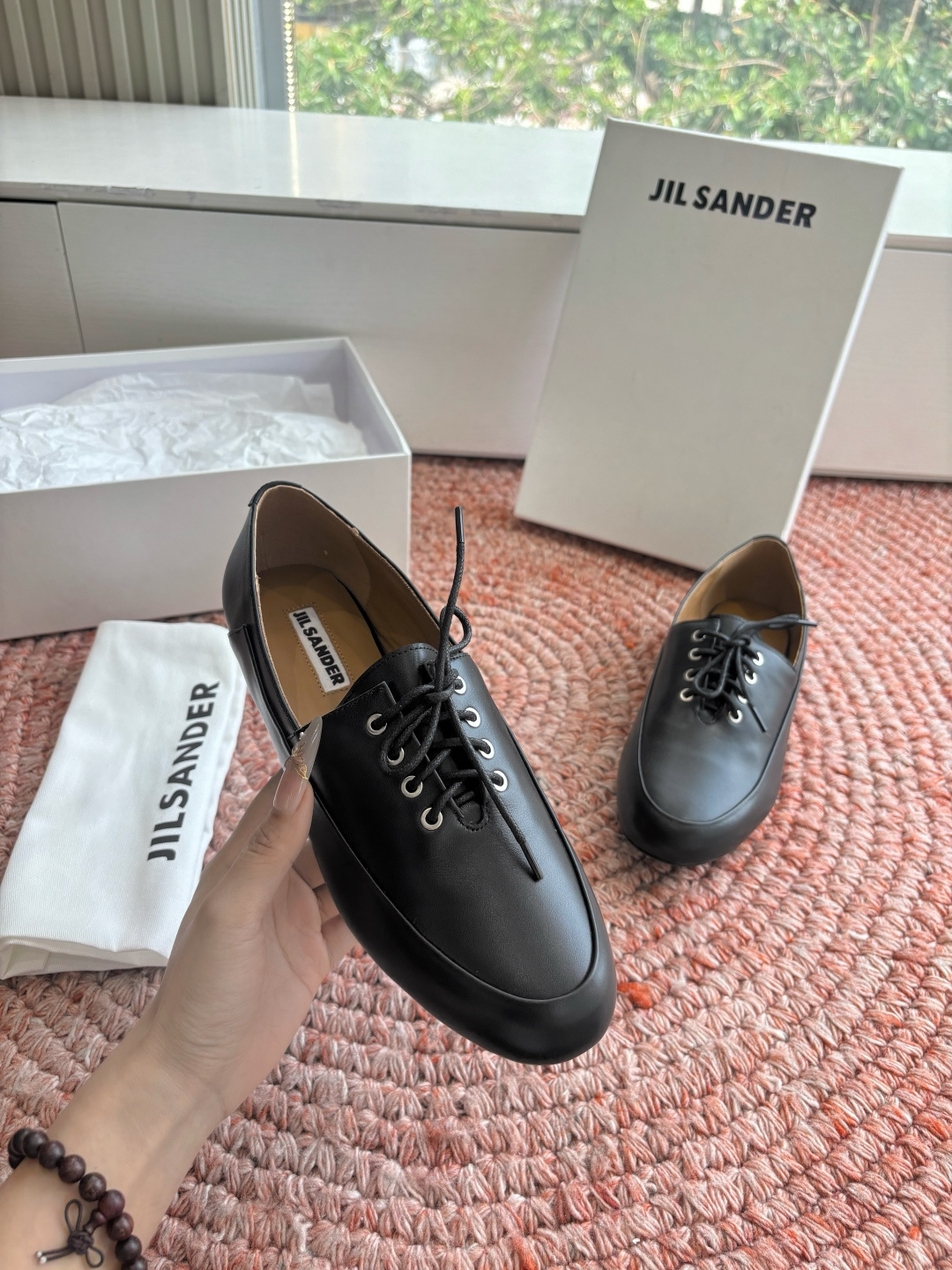 🌾G213所见即所得Jil Sande*26ss春夏新款玛丽珍乐福鞋平底鞋穿孔设计与柔软鞋面搭配，上脚轻