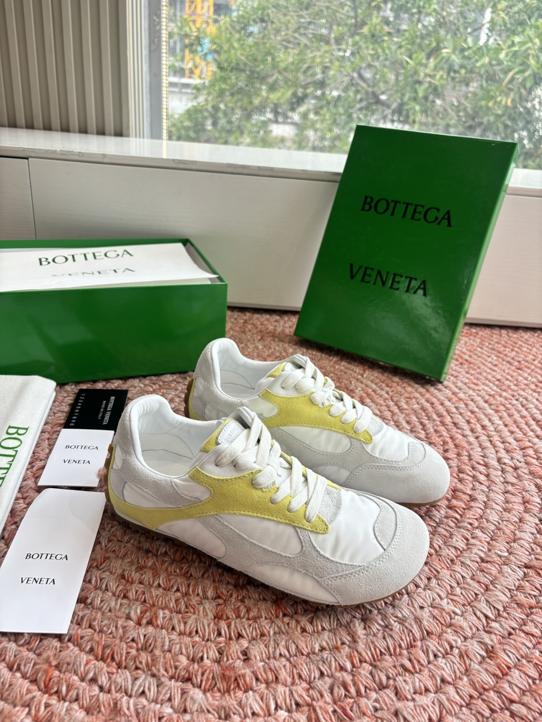 🌾G741火爆款 Bottega Veneta(BV葆蝶家)OrbitFlash系列复古运动鞋设计风格: