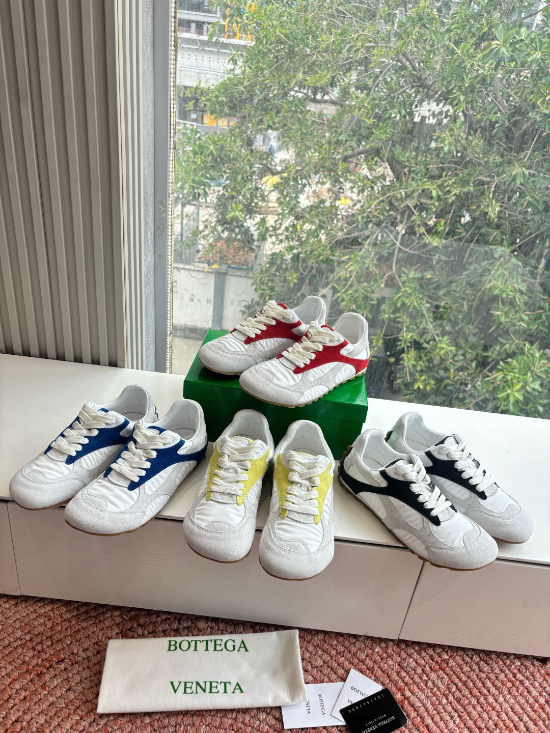 🌾G741火爆款 Bottega Veneta(BV葆蝶家)OrbitFlash系列复古运动鞋设计风格: