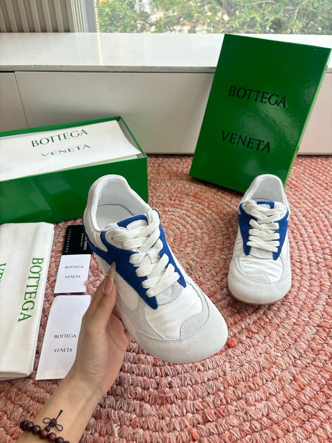 🌾G741火爆款 Bottega Veneta(BV葆蝶家)OrbitFlash系列复古运动鞋设计风格: