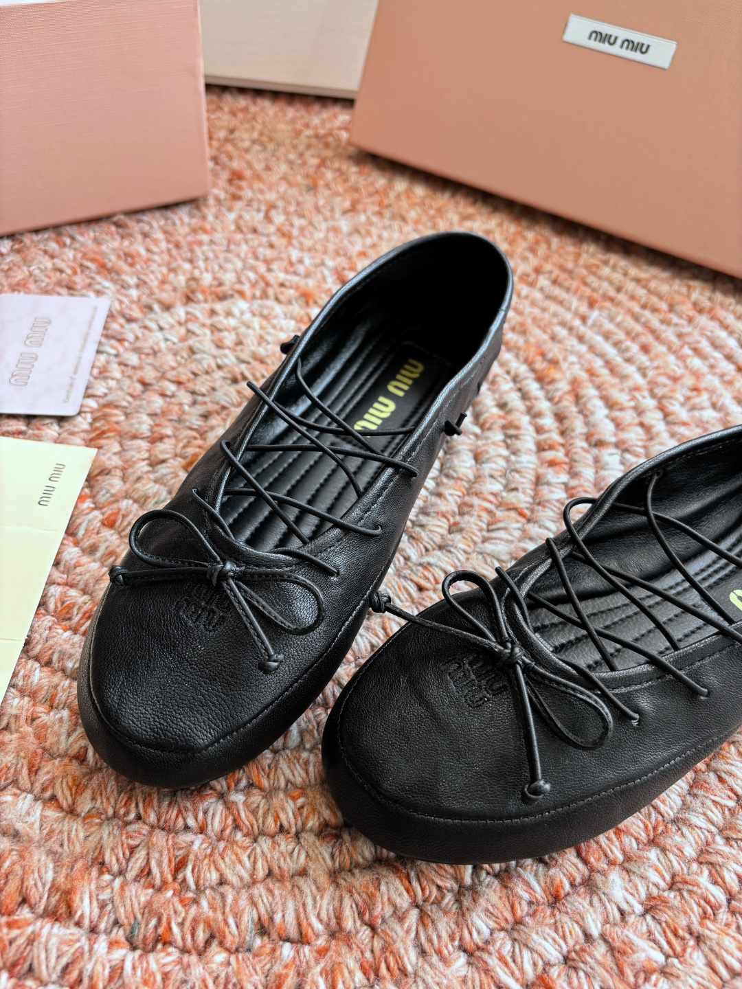 🌾G0286代购级Miu Miu 缪缪玛丽珍单鞋女士蝴蝶结装饰缎面芭蕾舞独家高版 Miu Miu新款平底