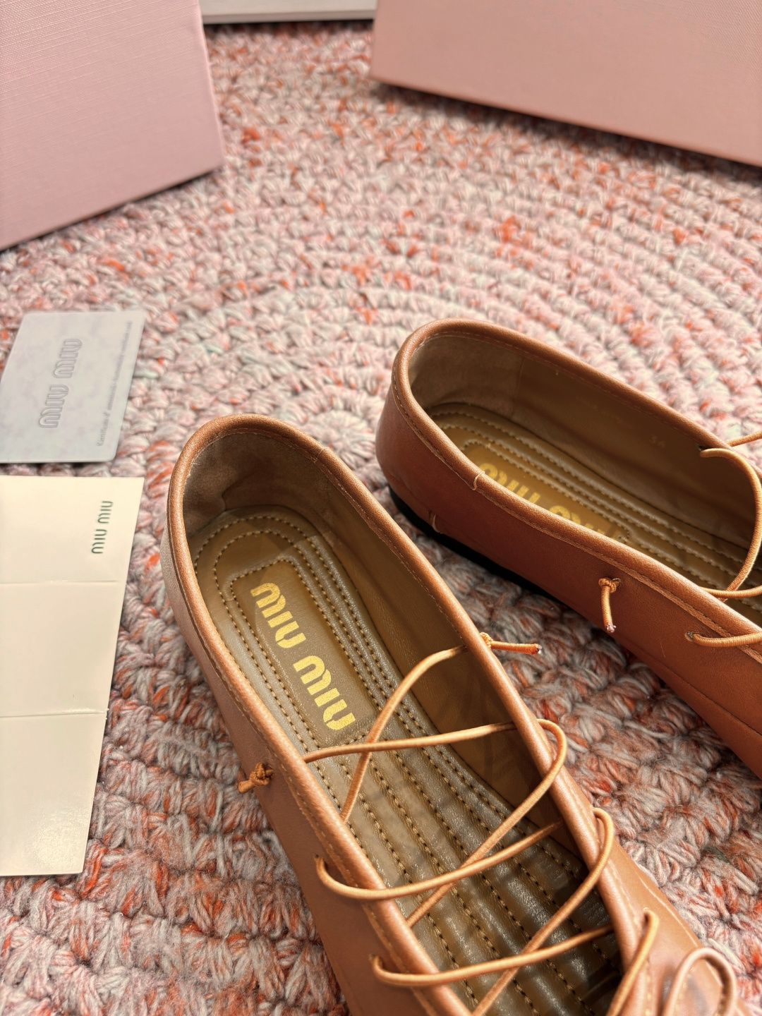 🌾G0286代购级Miu Miu 缪缪玛丽珍单鞋女士蝴蝶结装饰缎面芭蕾舞独家高版 Miu Miu新款平底