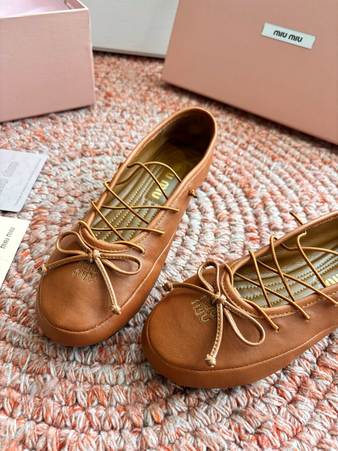 🌾G0286代购级Miu Miu 缪缪玛丽珍单鞋女士蝴蝶结装饰缎面芭蕾舞独家高版 Miu Miu新款平底