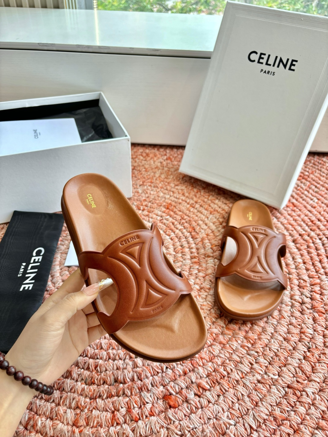 🌾G067😃所见即所得代购级别老钱风CELINE思琳赛琳CELINE RUNNER 有CELINE标志侧