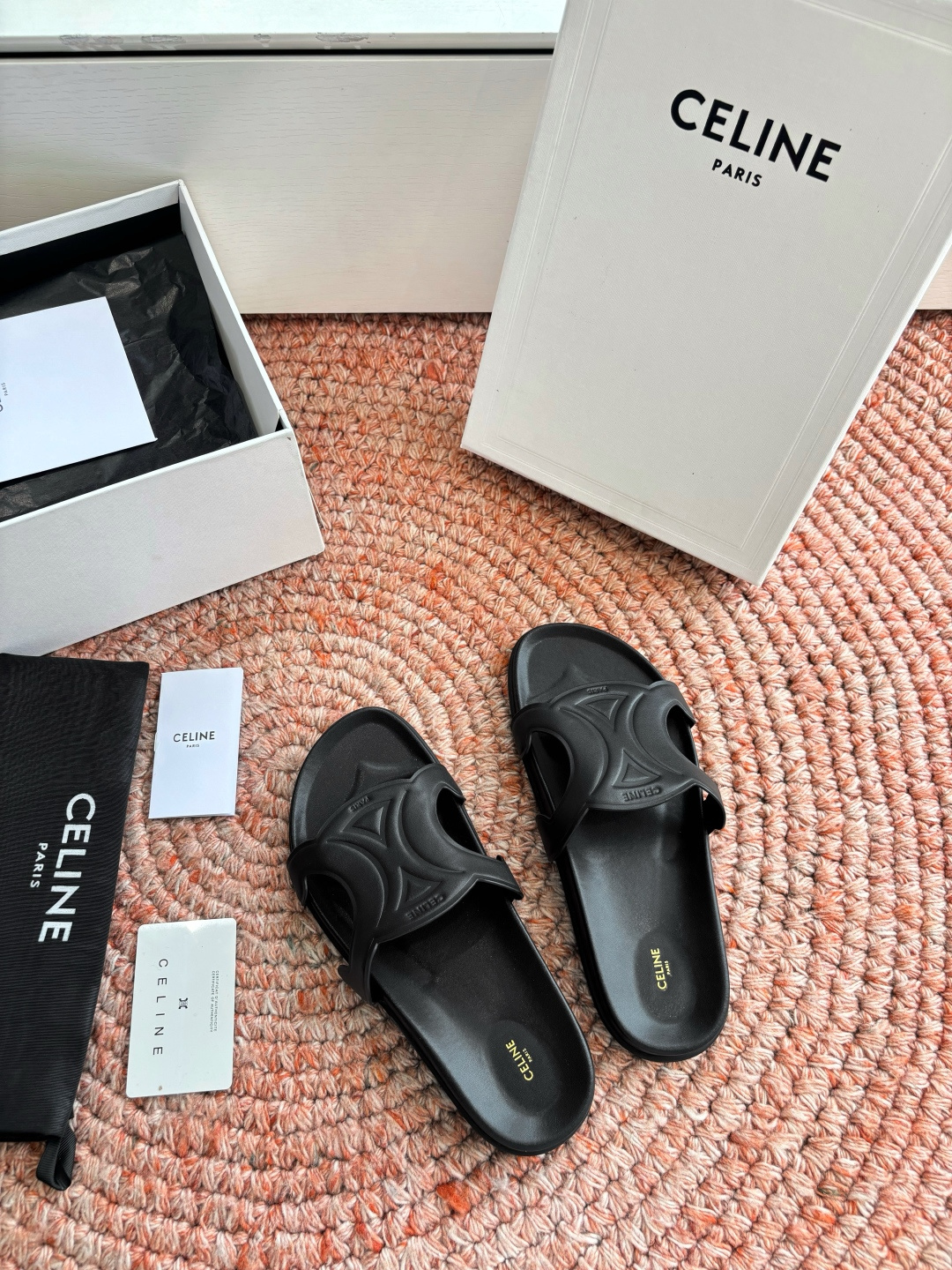 🌾G067😃所见即所得代购级别老钱风CELINE思琳赛琳CELINE RUNNER 有CELINE标志侧