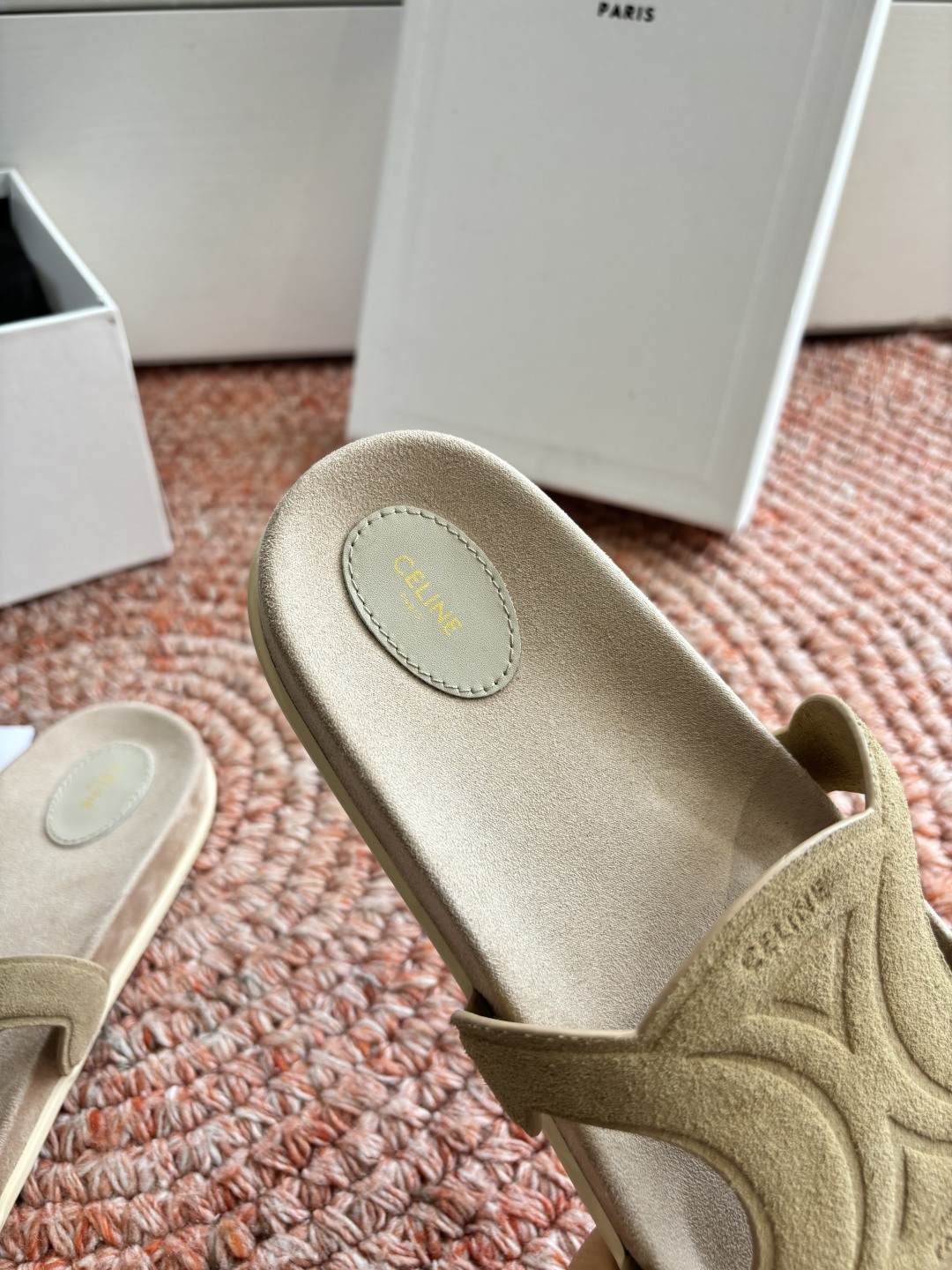 🌾G067😃所见即所得代购级别老钱风CELINE思琳赛琳CELINE RUNNER 有CELINE标志侧