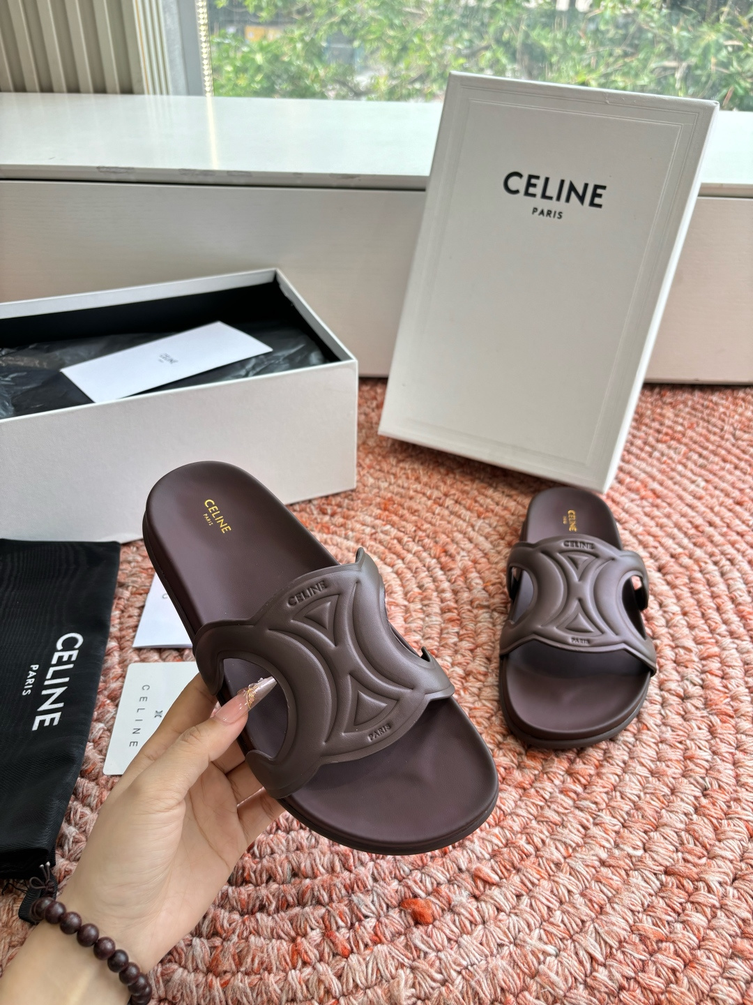 🌾G067😃所见即所得代购级别老钱风CELINE思琳赛琳CELINE RUNNER 有CELINE标志侧