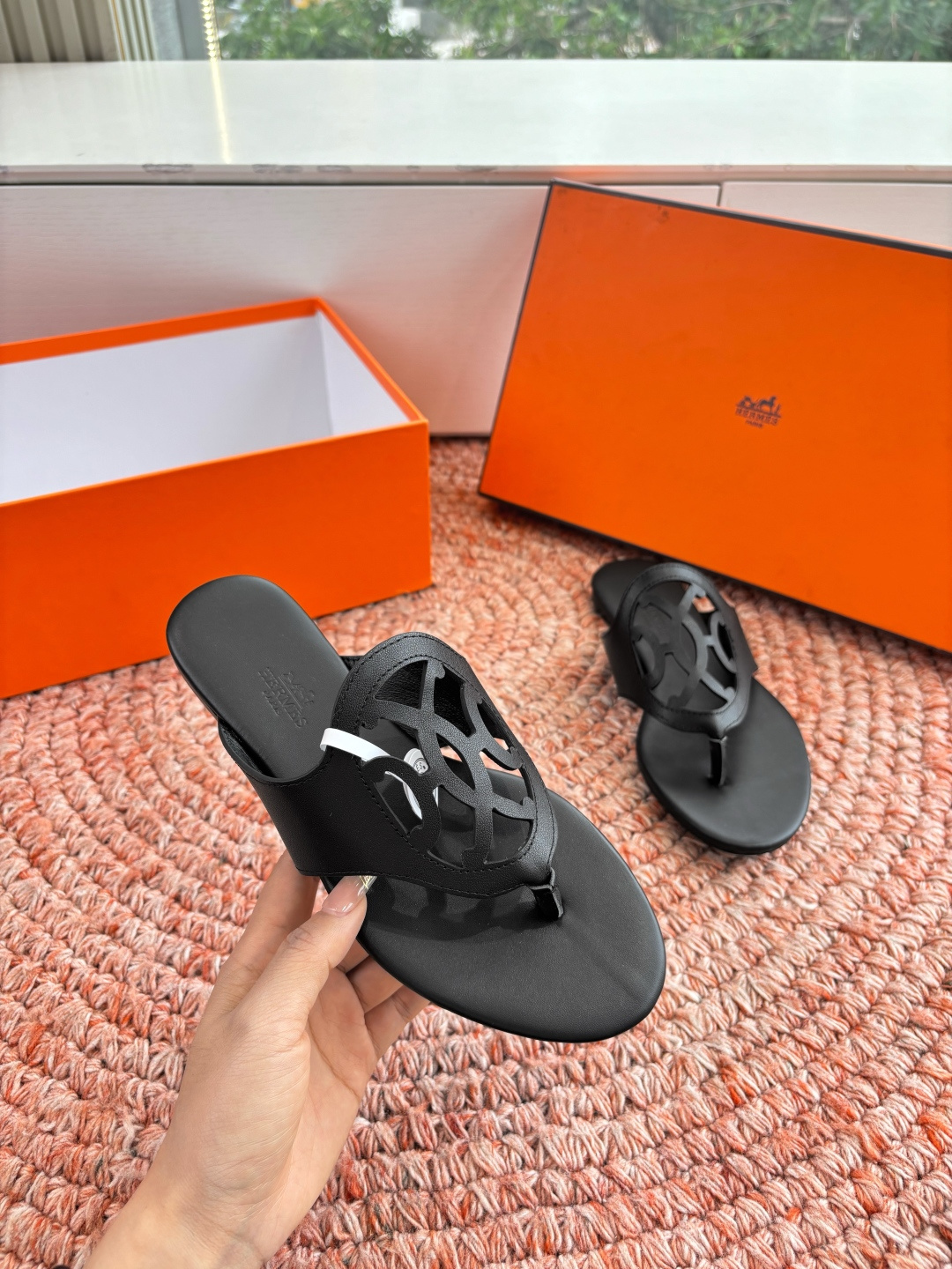 🌾G203高端品质H家 2026春夏新款 HERMES爱马仕H猪鼻子拖鞋一字平底真皮外穿凉鞋女扣平底金属