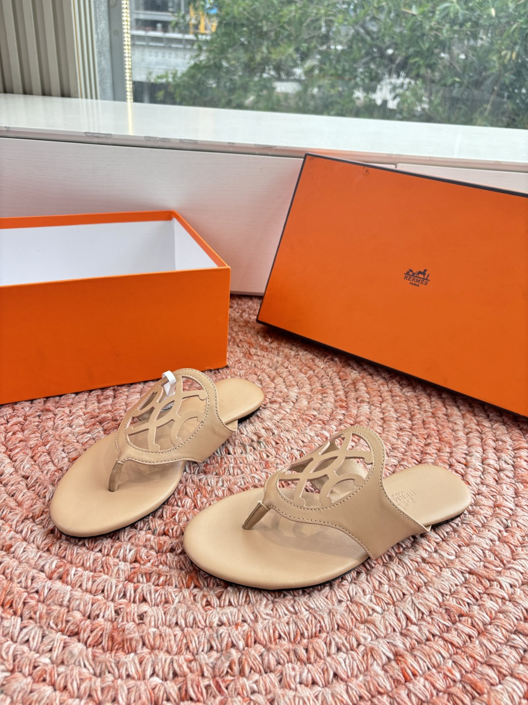 🌾G203高端品质H家 2026春夏新款 HERMES爱马仕H猪鼻子拖鞋一字平底真皮外穿凉鞋女扣平底金属