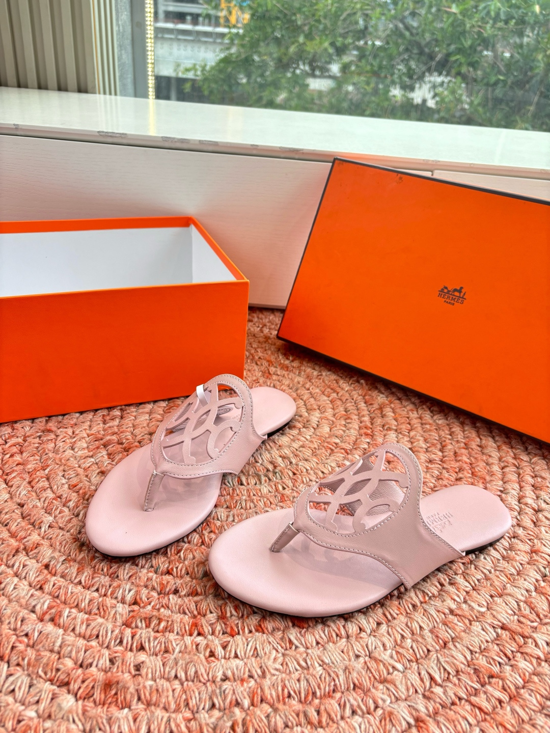 🌾G203高端品质H家 2026春夏新款 HERMES爱马仕H猪鼻子拖鞋一字平底真皮外穿凉鞋女扣平底金属