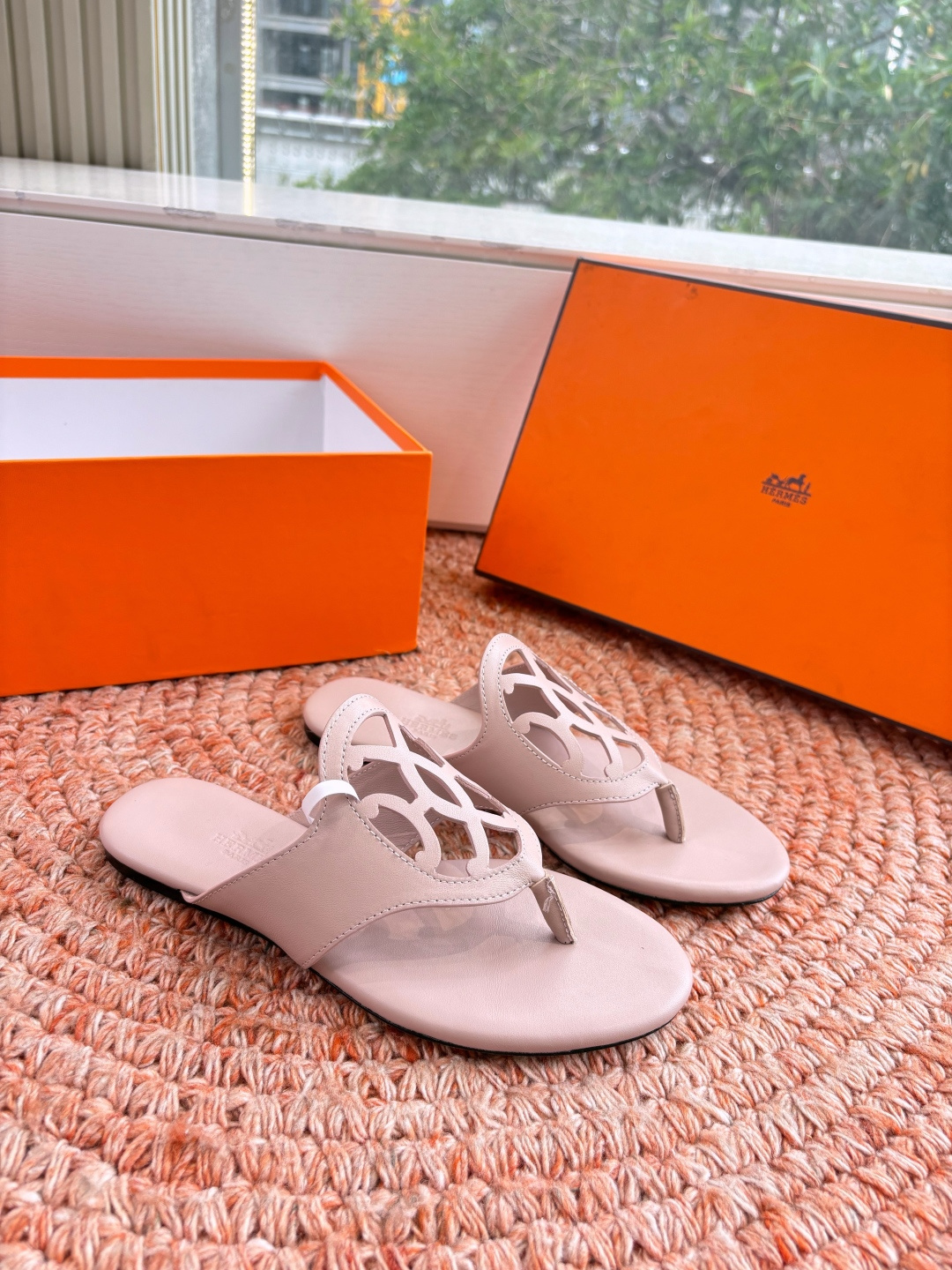 🌾G203高端品质H家 2026春夏新款 HERMES爱马仕H猪鼻子拖鞋一字平底真皮外穿凉鞋女扣平底金属