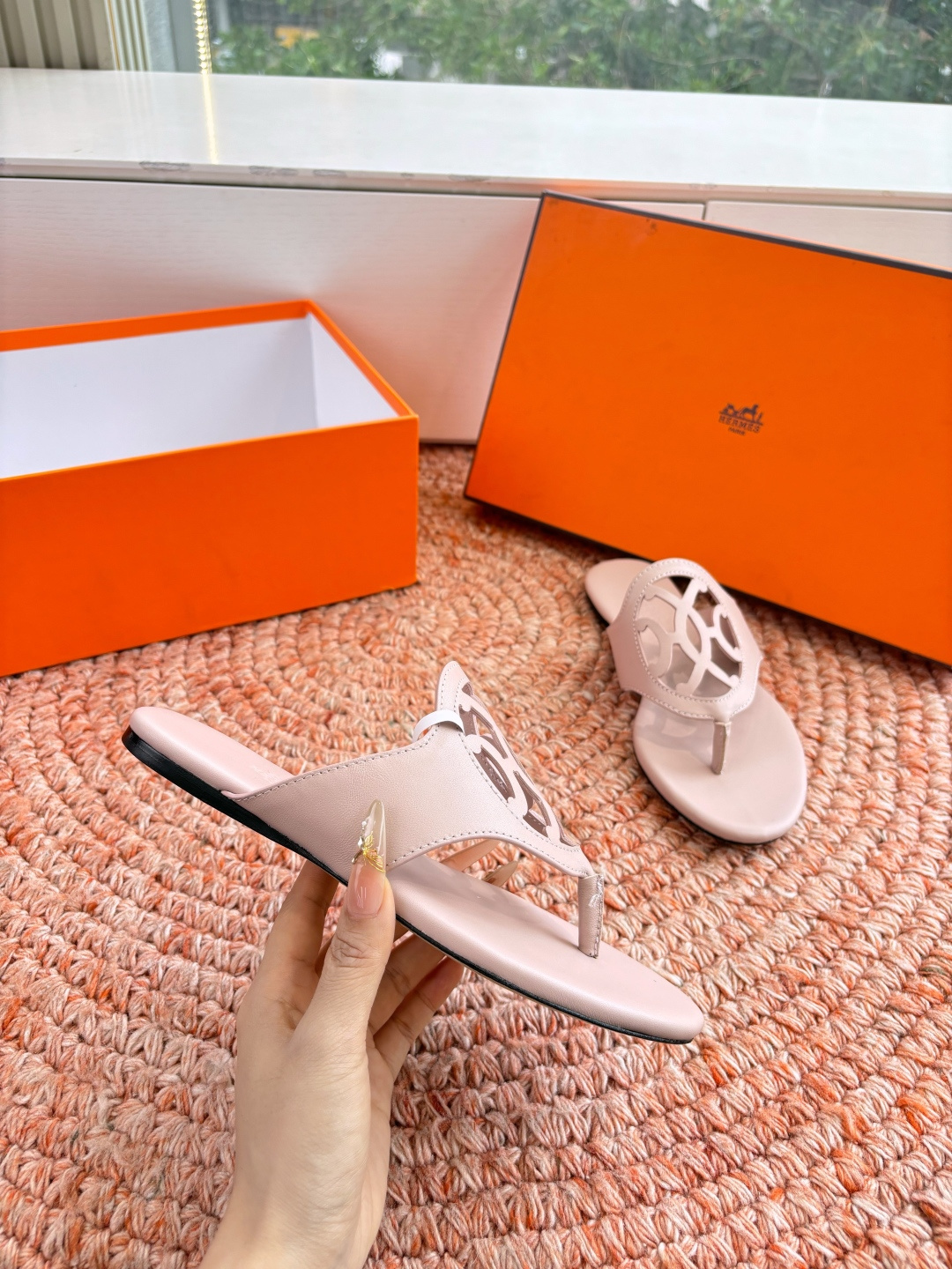 🌾G203高端品质H家 2026春夏新款 HERMES爱马仕H猪鼻子拖鞋一字平底真皮外穿凉鞋女扣平底金属