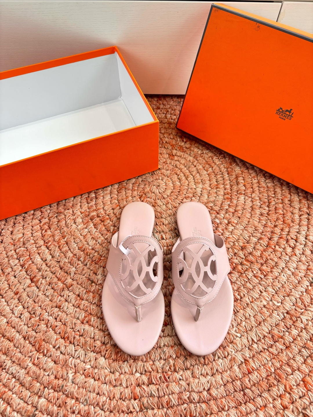🌾G203高端品质H家 2026春夏新款 HERMES爱马仕H猪鼻子拖鞋一字平底真皮外穿凉鞋女扣平底金属