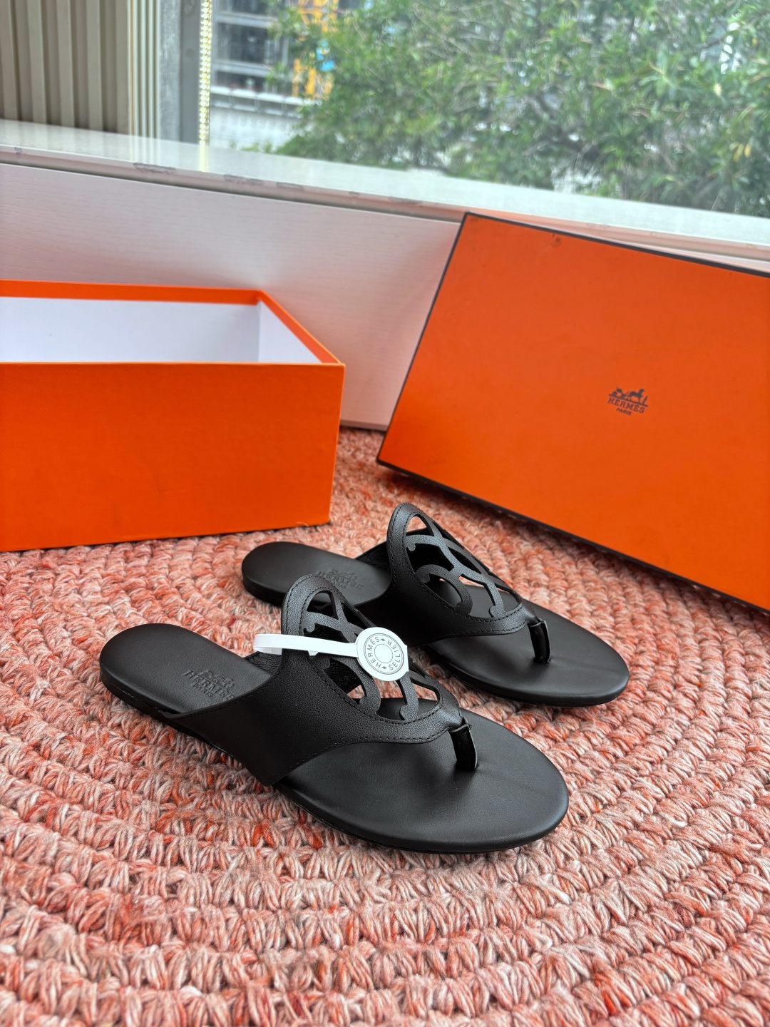 🌾G203高端品质H家 2026春夏新款 HERMES爱马仕H猪鼻子拖鞋一字平底真皮外穿凉鞋女扣平底金属