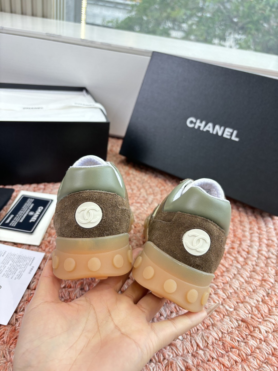 P🌾G266😀CHANEL/香奈儿2026新款小香风麂皮圆头布面运动鞋时尚增高鞋休闲鞋德训鞋面料：磨砂牛