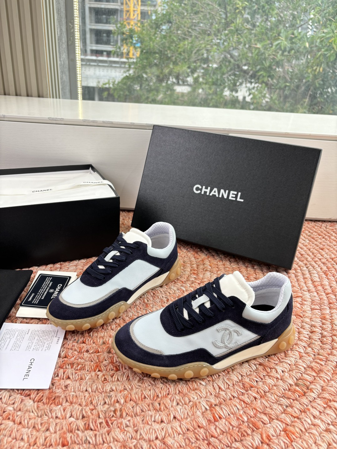 P🌾G266😀CHANEL/香奈儿2026新款小香风麂皮圆头布面运动鞋时尚增高鞋休闲鞋德训鞋面料：磨砂牛