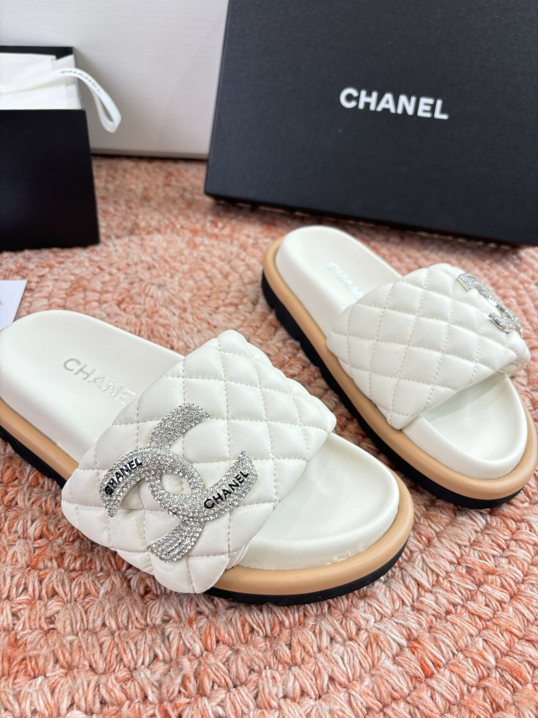 🌾G021顶级品质Louis vuitt路易威蹬lv面包拖拖限定款居家酒店拖鞋 皮草拖鞋頂级品质🔝水貂打