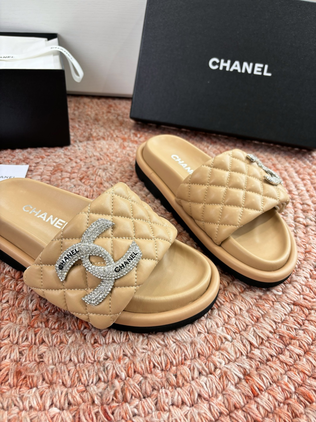 🌾G021顶级品质Louis vuitt路易威蹬lv面包拖拖限定款居家酒店拖鞋 皮草拖鞋頂级品质🔝水貂打