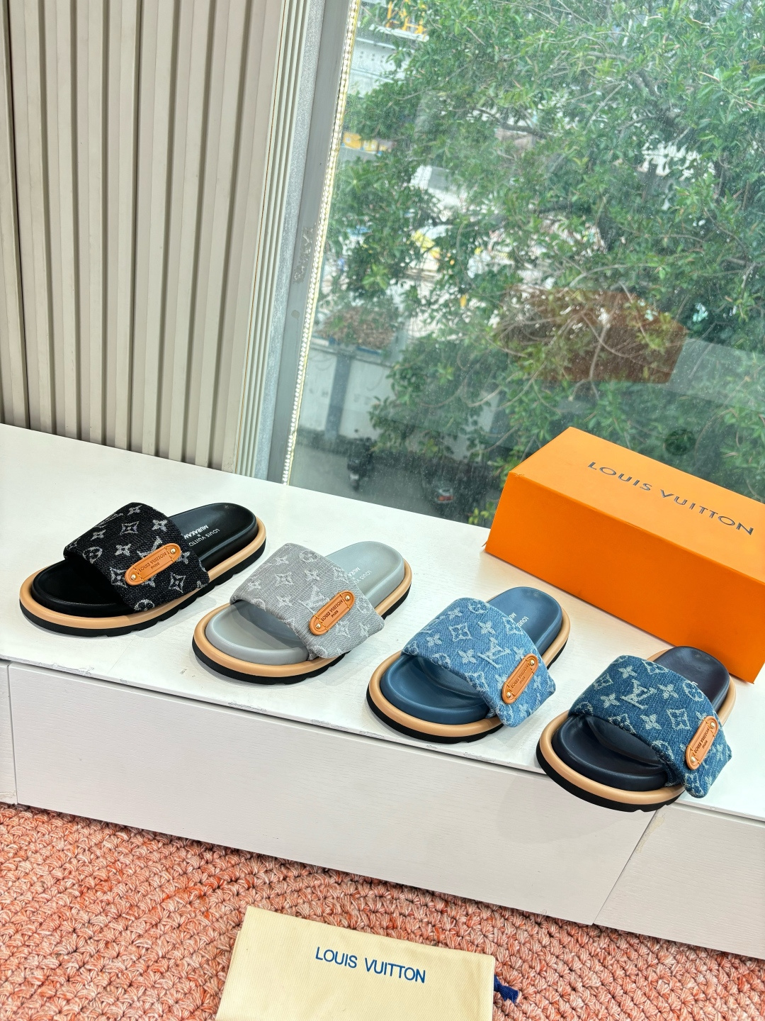 🌾G021顶级品质Louis vuitt路易威蹬lv面包拖拖限定款居家酒店拖鞋 皮草拖鞋頂级品质🔝水貂打