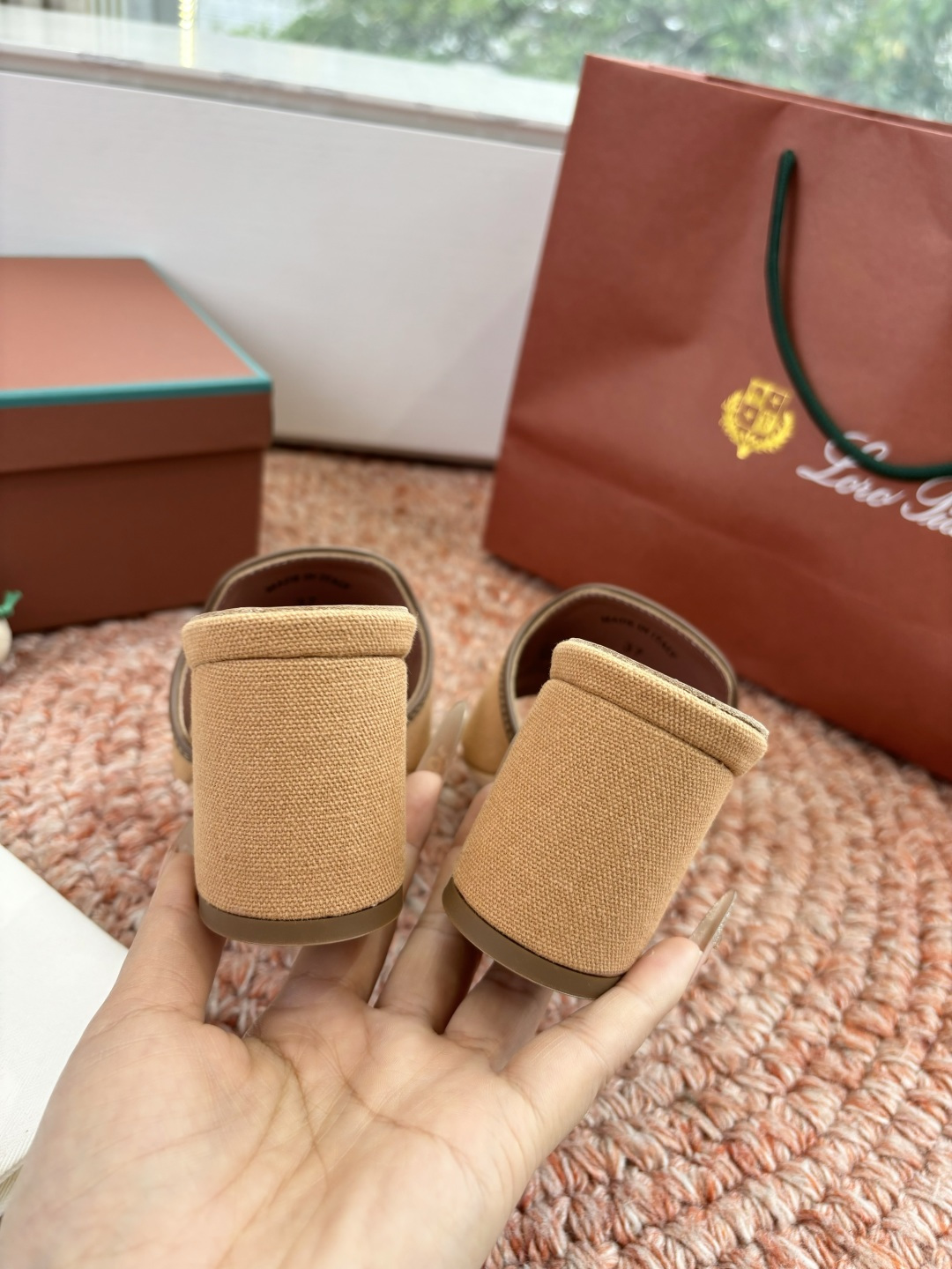 🌾G131😁Loro piana代购级拖鞋lp这款亚麻帆布拖鞋搭配饰有Loro Piana My Cha