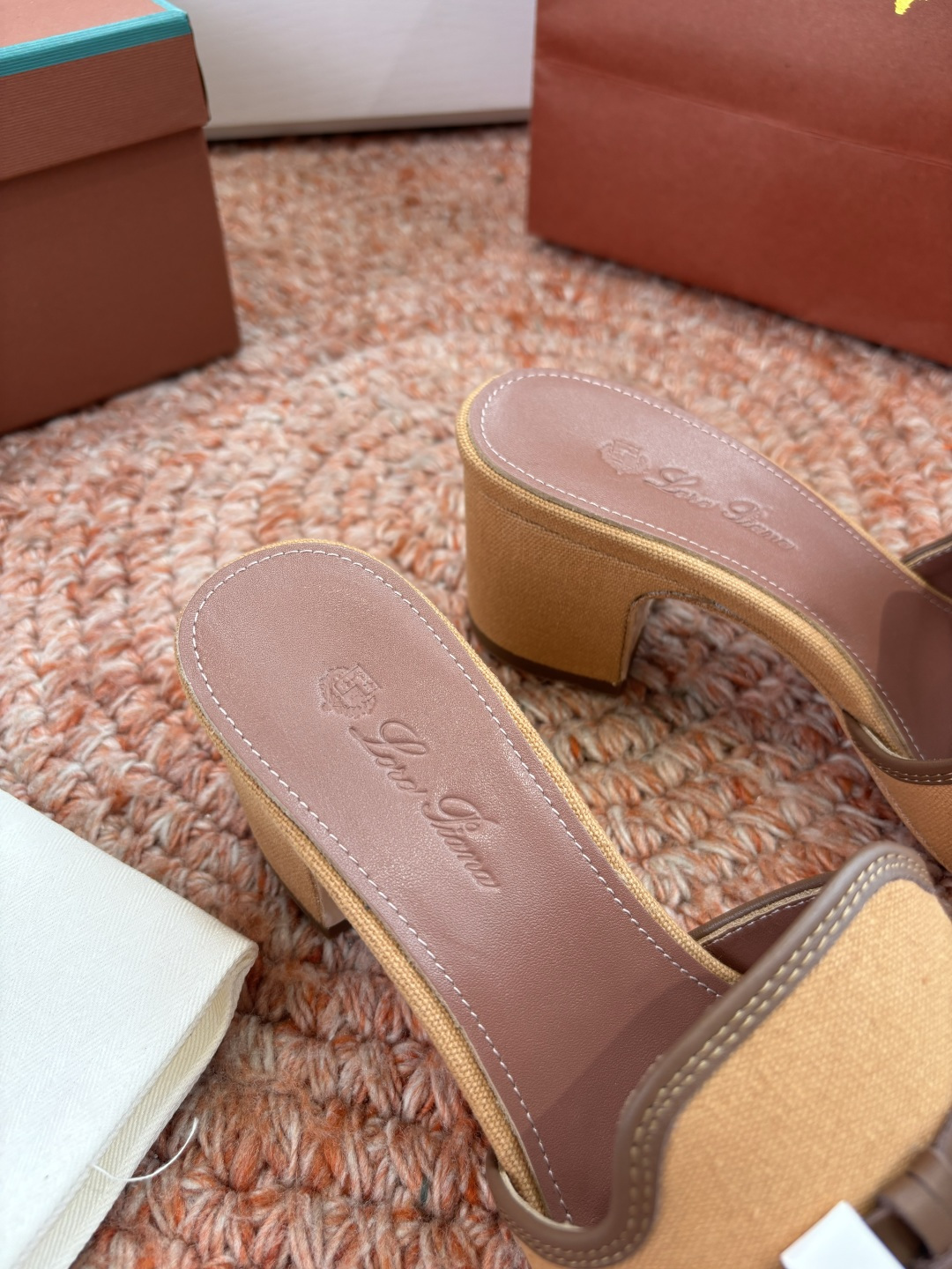 🌾G131😁Loro piana代购级拖鞋lp这款亚麻帆布拖鞋搭配饰有Loro Piana My Cha