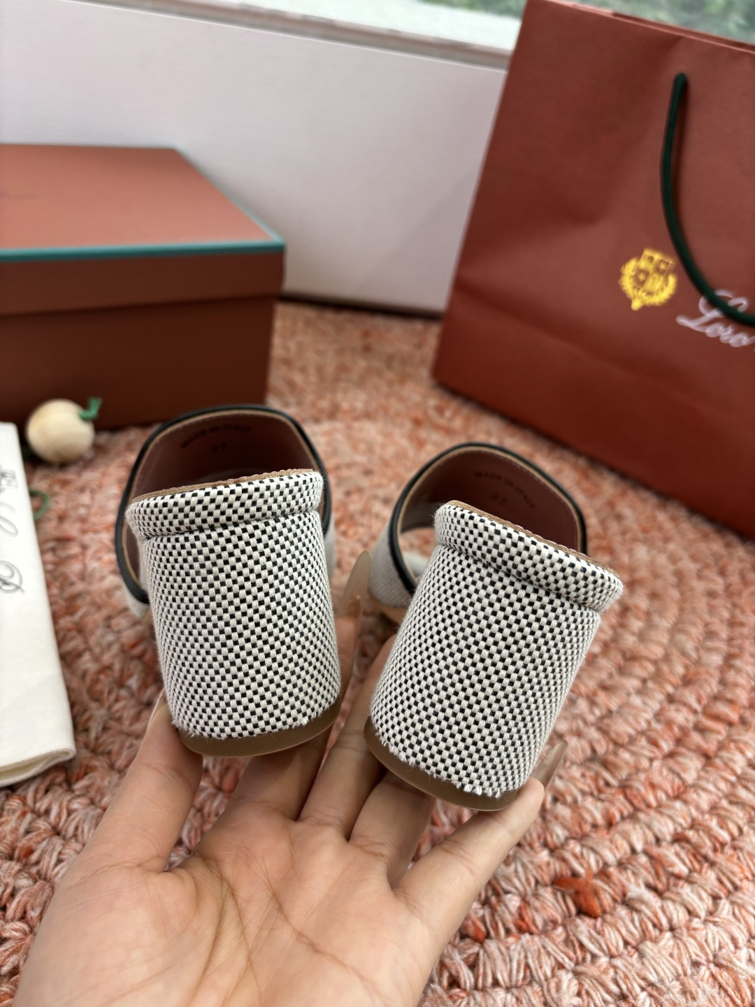🌾G131😁Loro piana代购级拖鞋lp这款亚麻帆布拖鞋搭配饰有Loro Piana My Cha