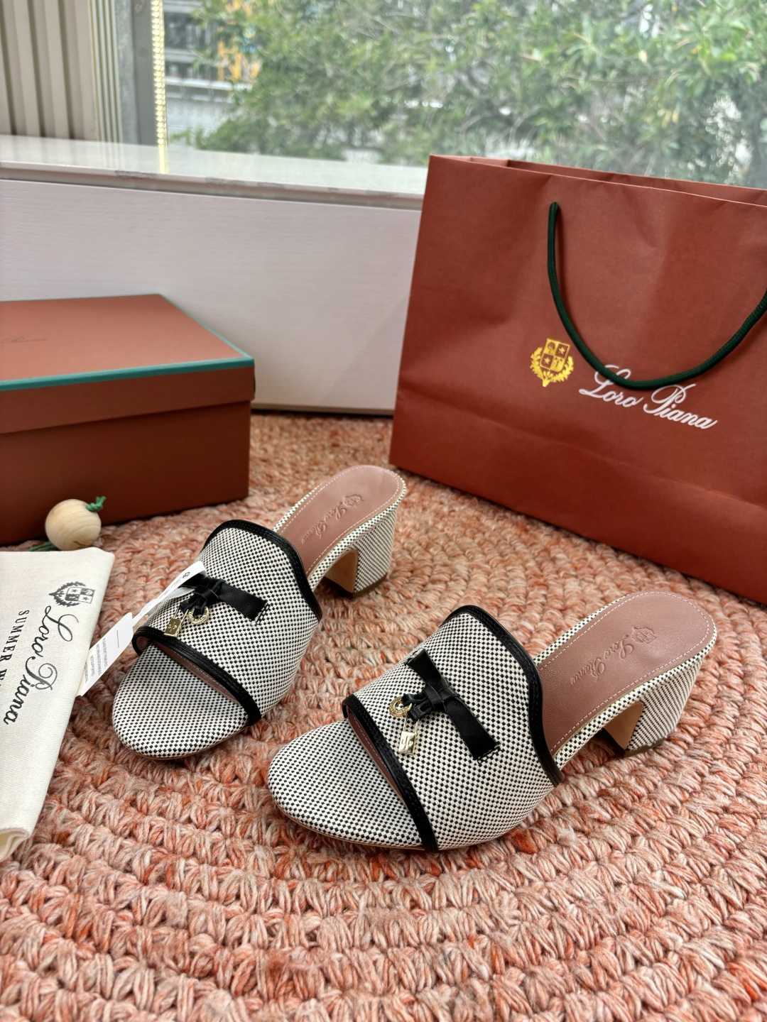 🌾G131😁Loro piana代购级拖鞋lp这款亚麻帆布拖鞋搭配饰有Loro Piana My Cha