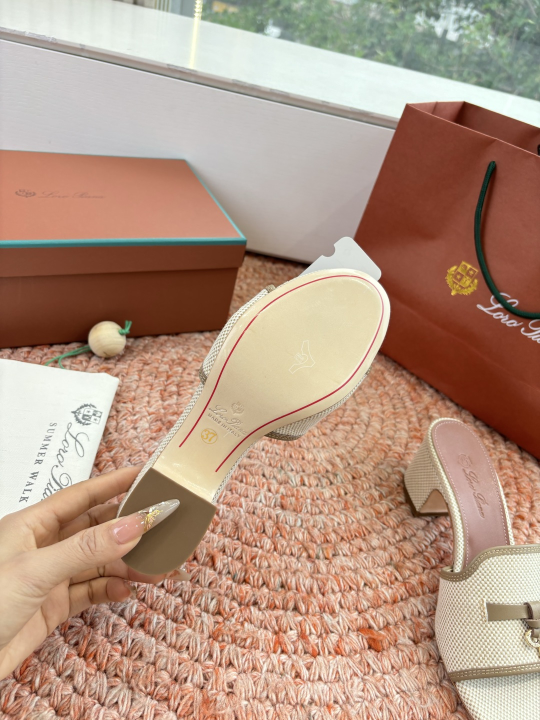 🌾G131😁Loro piana代购级拖鞋lp这款亚麻帆布拖鞋搭配饰有Loro Piana My Cha