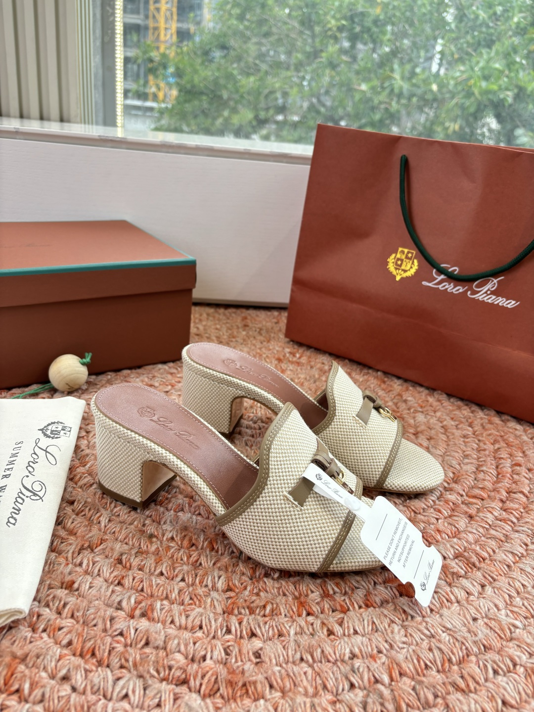 🌾G131😁Loro piana代购级拖鞋lp这款亚麻帆布拖鞋搭配饰有Loro Piana My Cha