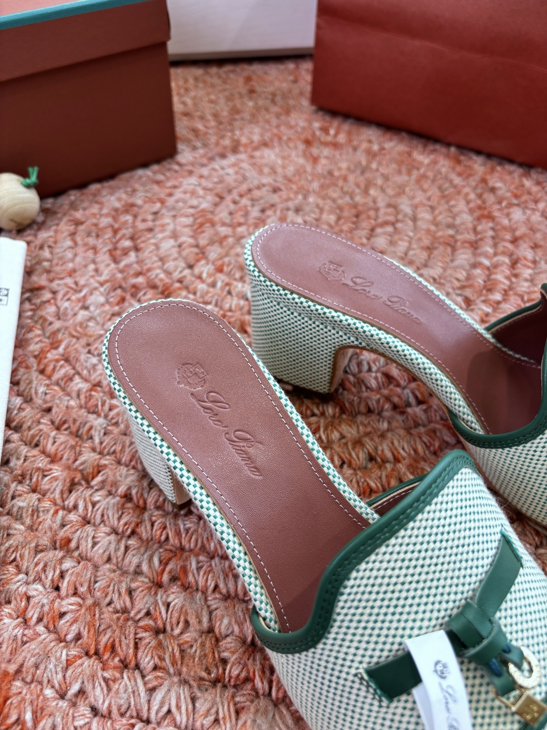 🌾G131😁Loro piana代购级拖鞋lp这款亚麻帆布拖鞋搭配饰有Loro Piana My Cha