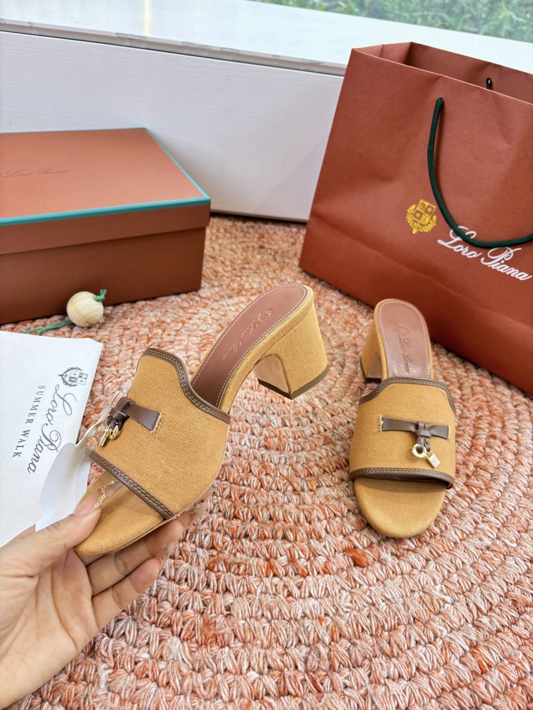 🌾G131😁Loro piana代购级拖鞋lp这款亚麻帆布拖鞋搭配饰有Loro Piana My Cha