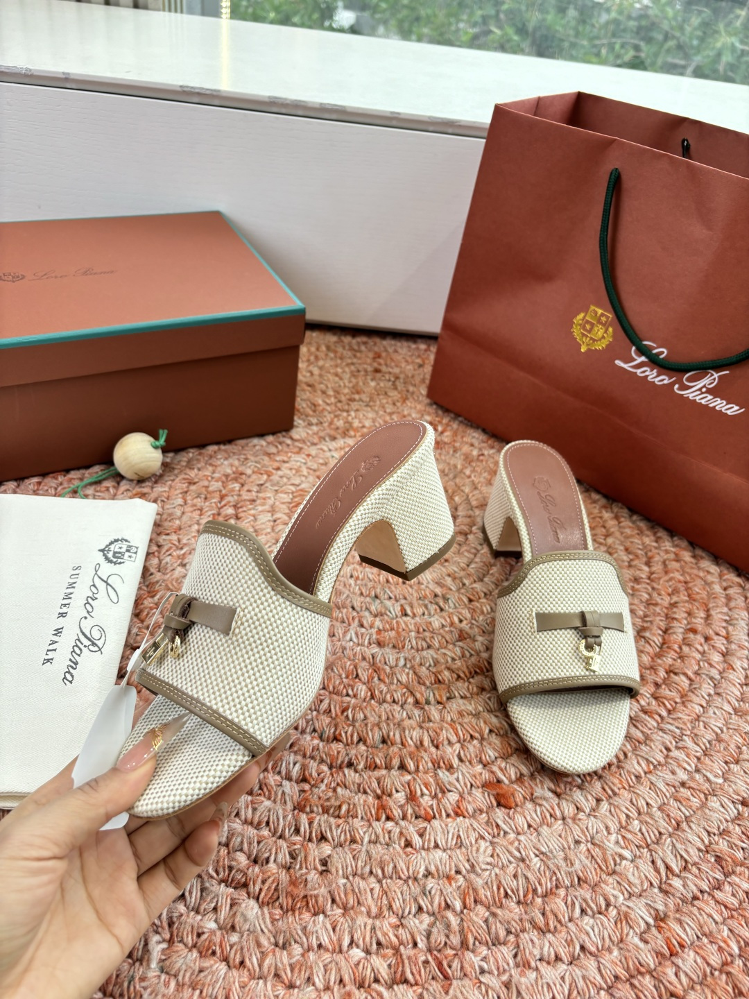 🌾G131😁Loro piana代购级拖鞋lp这款亚麻帆布拖鞋搭配饰有Loro Piana My Cha