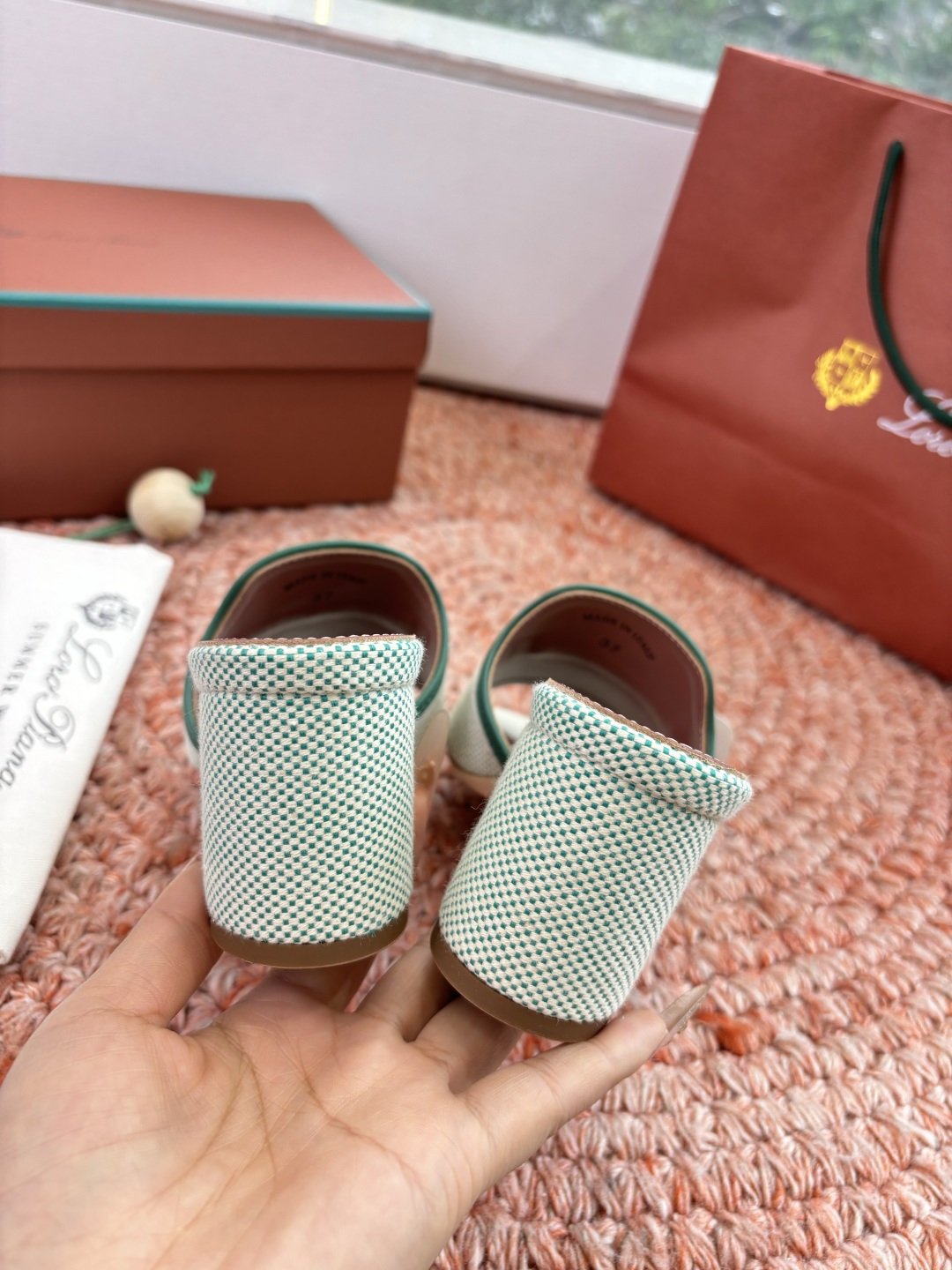 🌾G131😁Loro piana代购级拖鞋lp这款亚麻帆布拖鞋搭配饰有Loro Piana My Cha