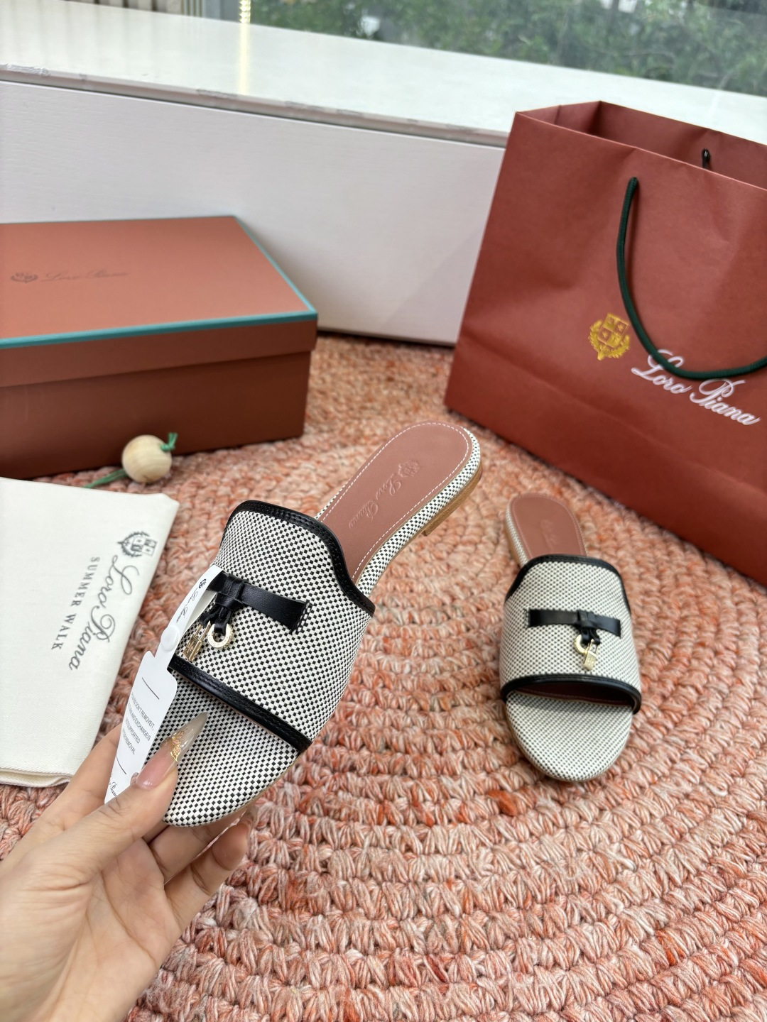 🌾G131😁Loro piana代购级拖鞋lp这款亚麻帆布拖鞋搭配饰有Loro Piana My Cha