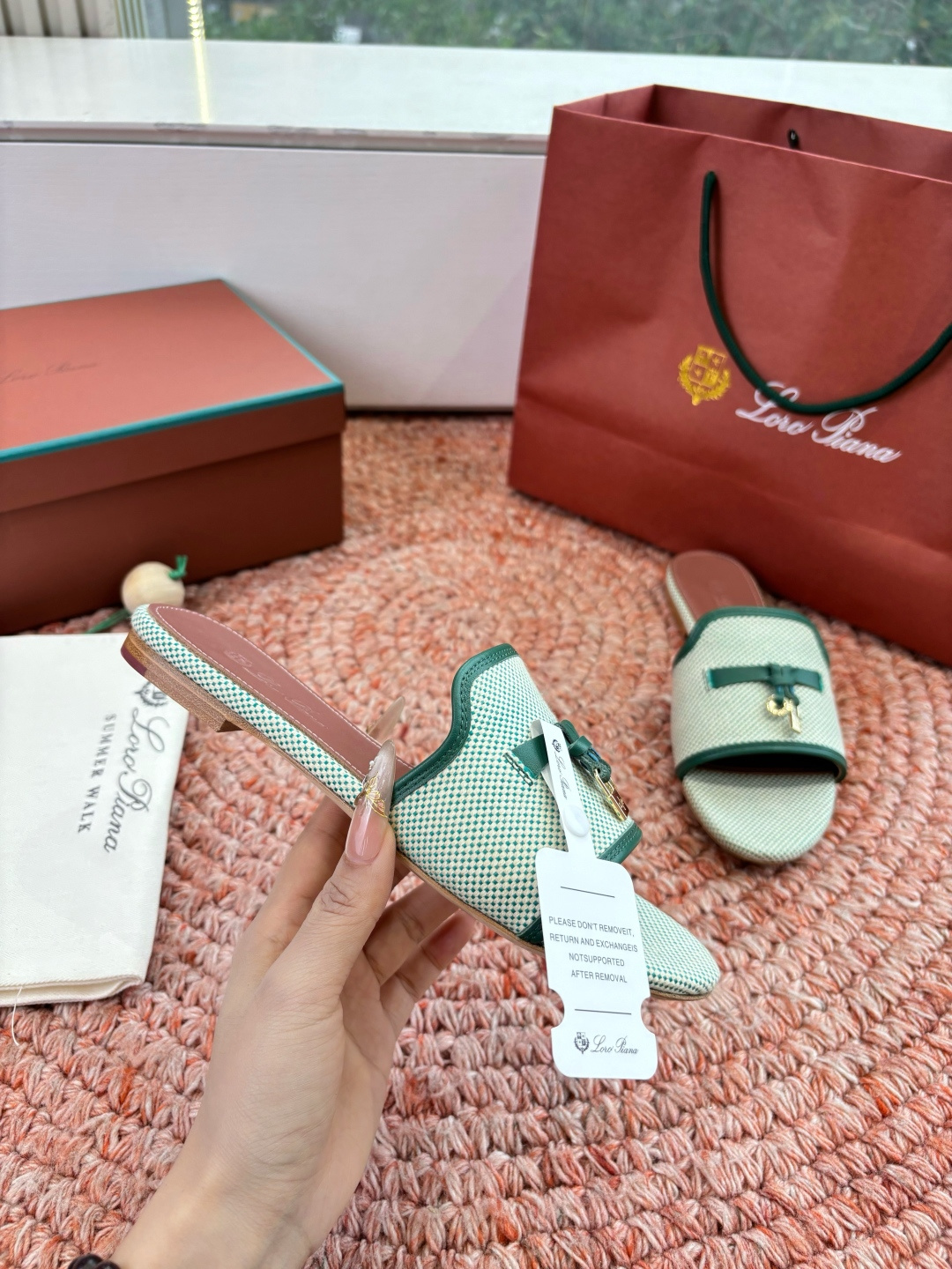 🌾G131😁Loro piana代购级拖鞋lp这款亚麻帆布拖鞋搭配饰有Loro Piana My Cha