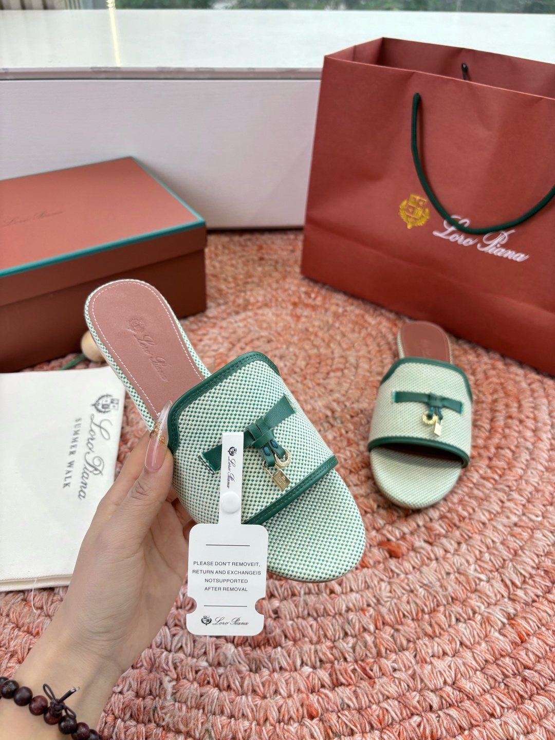 🌾G131😁Loro piana代购级拖鞋lp这款亚麻帆布拖鞋搭配饰有Loro Piana My Cha