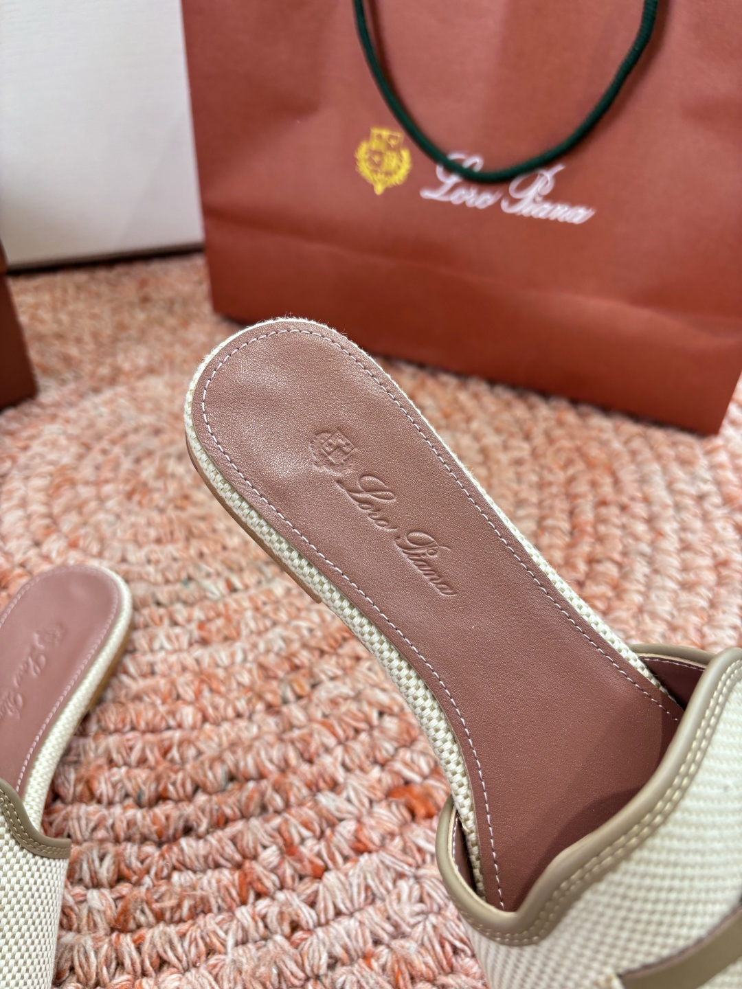 🌾G131😁Loro piana代购级拖鞋lp这款亚麻帆布拖鞋搭配饰有Loro Piana My Cha