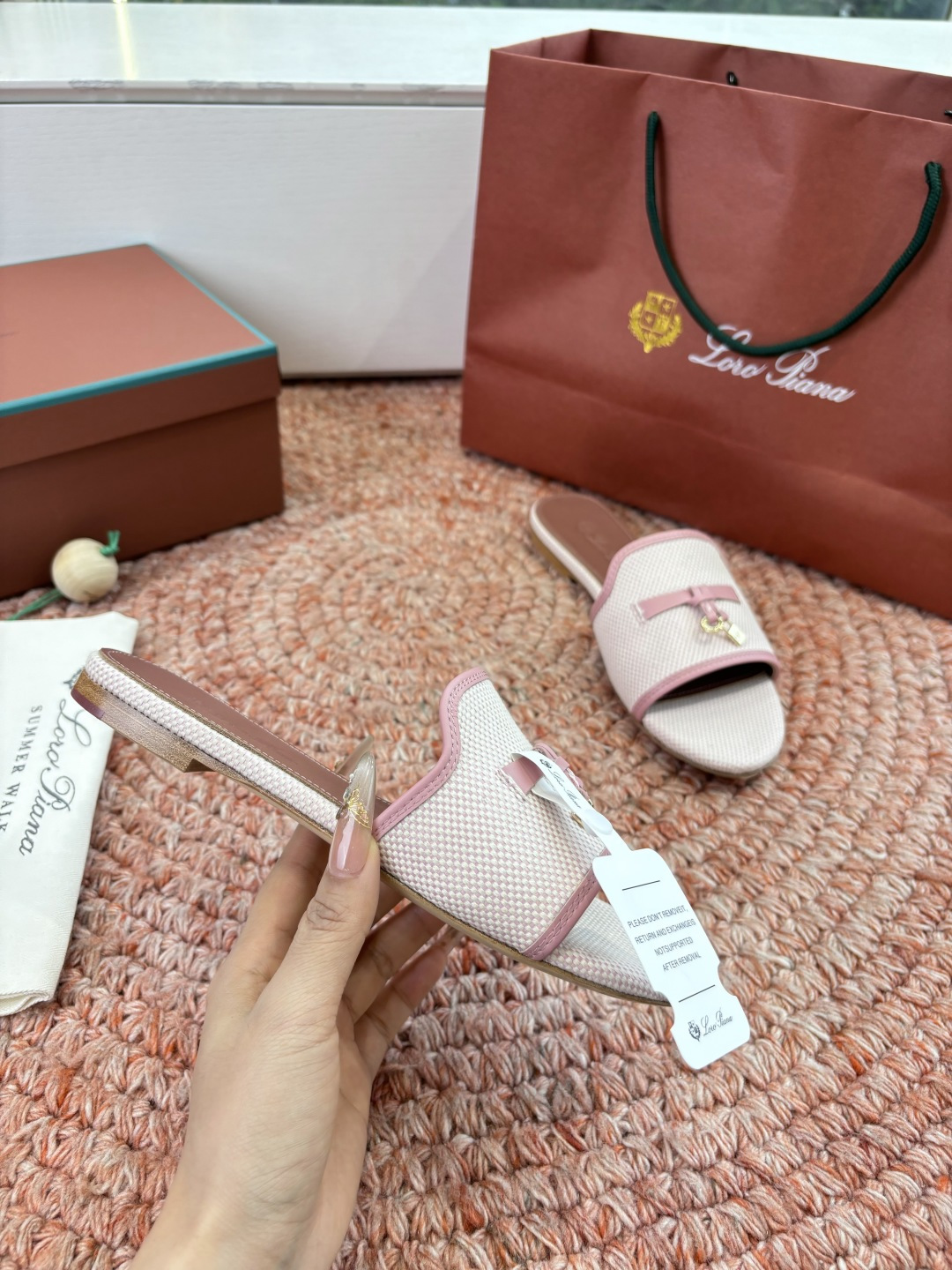 🌾G131😁Loro piana代购级拖鞋lp这款亚麻帆布拖鞋搭配饰有Loro Piana My Cha