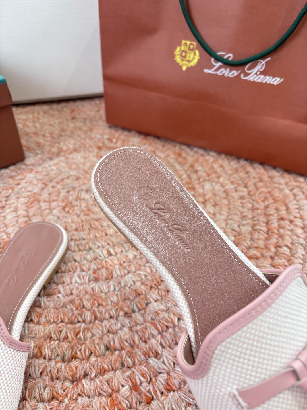 🌾G131😁Loro piana代购级拖鞋lp这款亚麻帆布拖鞋搭配饰有Loro Piana My Cha