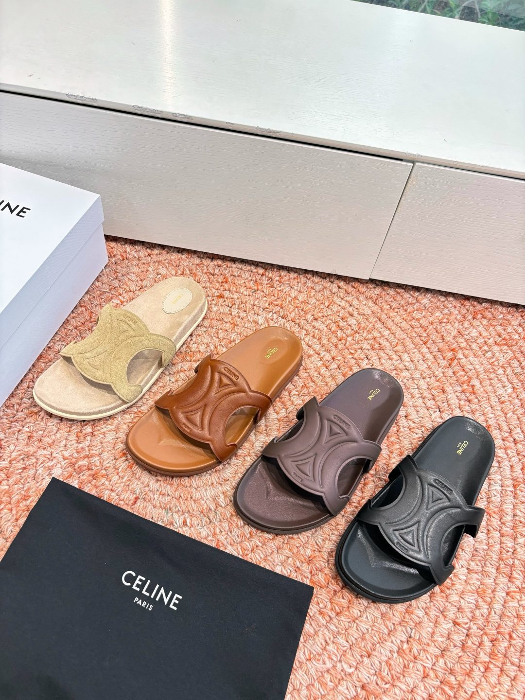 🌾G067😃所见即所得代购级别老钱风CELINE思琳赛琳CELINE RUNNER 有CELINE标志侧