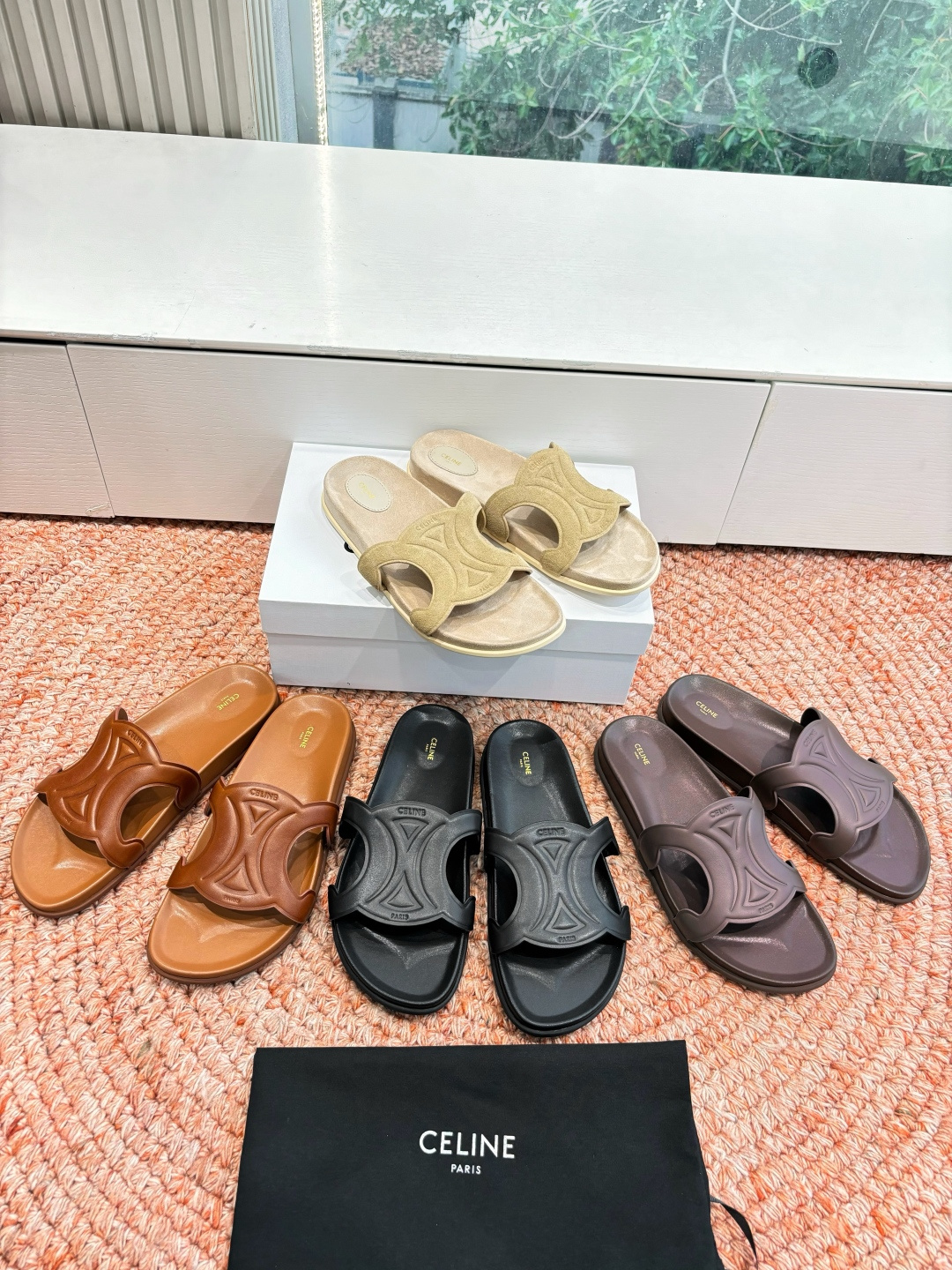 🌾G067😃所见即所得代购级别老钱风CELINE思琳赛琳CELINE RUNNER 有CELINE标志侧