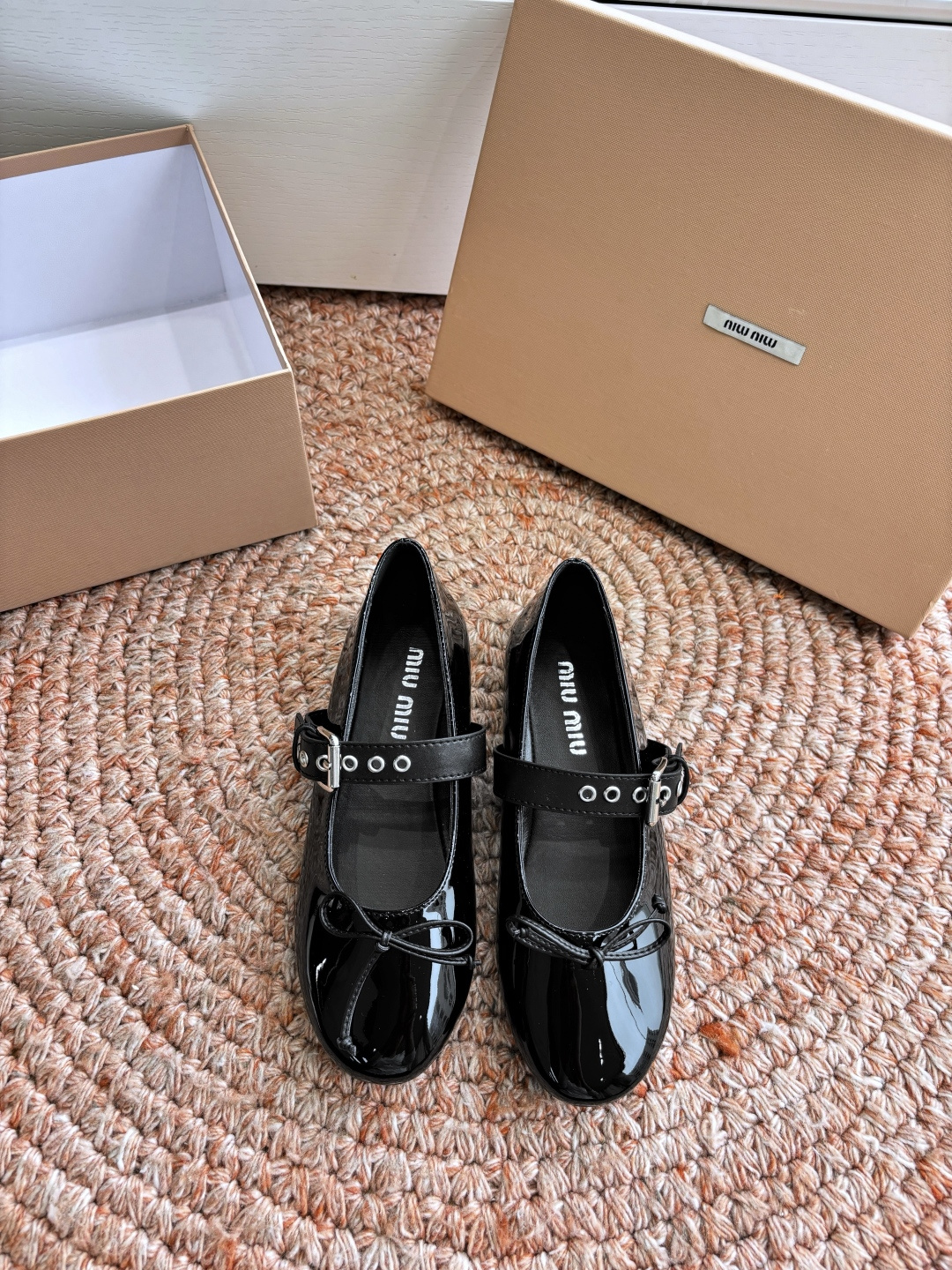 🌾G027代购级Miu Miu 缪缪玛丽珍单鞋女士蝴蝶结装饰缎面芭蕾舞独家高版 Miu Miu新款平底芭
