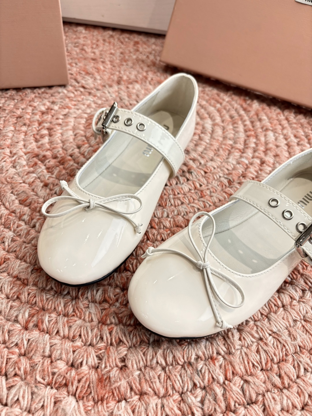 🌾G027代购级Miu Miu 缪缪玛丽珍单鞋女士蝴蝶结装饰缎面芭蕾舞独家高版 Miu Miu新款平底芭
