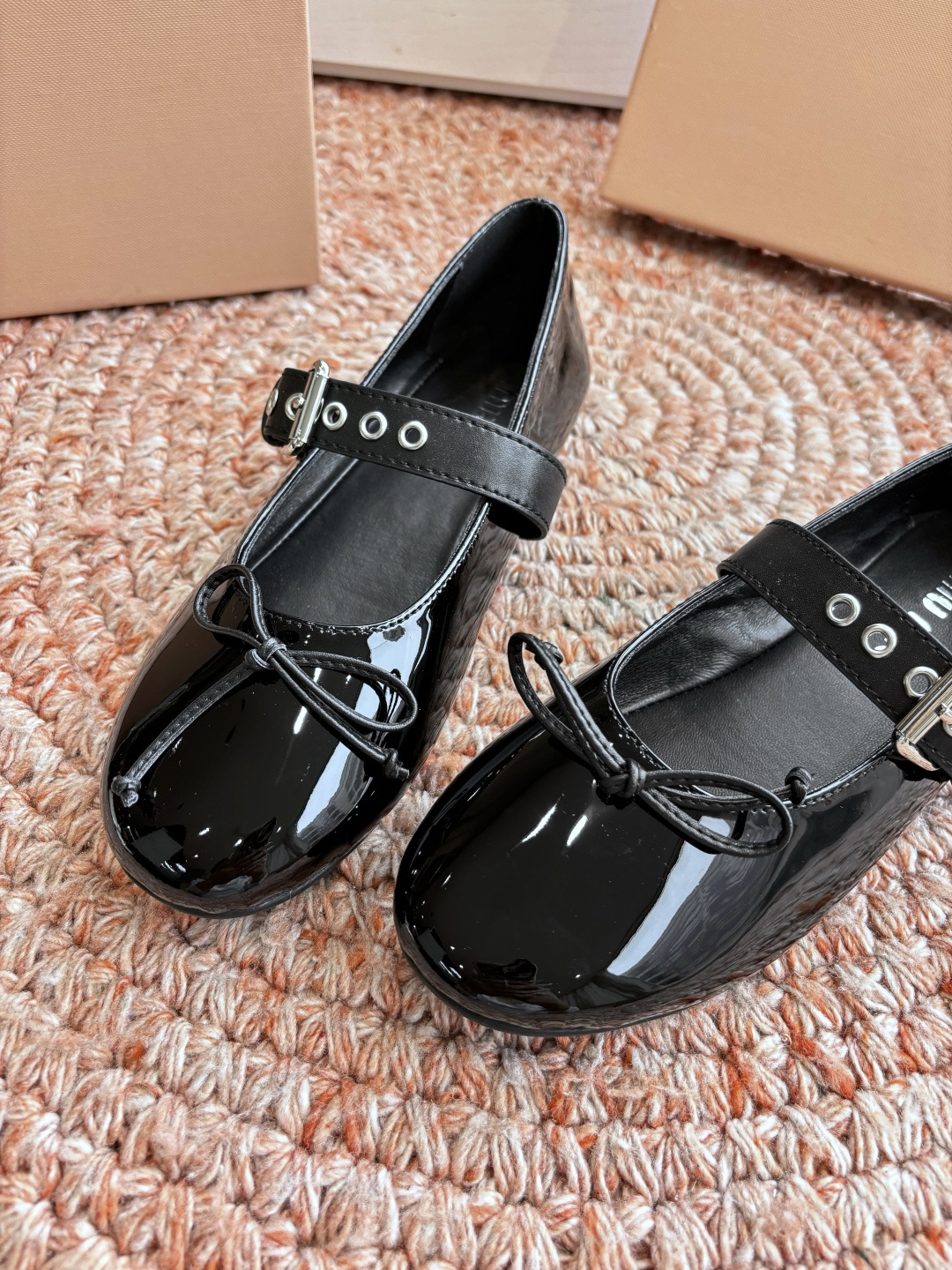 🌾G027代购级Miu Miu 缪缪玛丽珍单鞋女士蝴蝶结装饰缎面芭蕾舞独家高版 Miu Miu新款平底芭