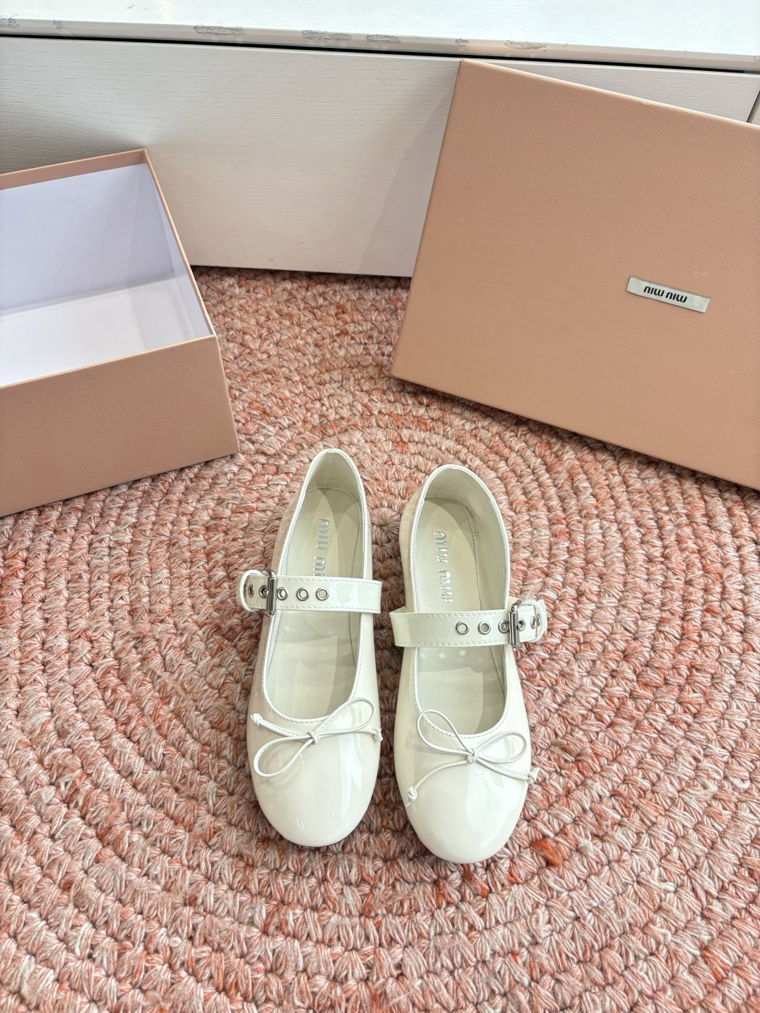 🌾G027代购级Miu Miu 缪缪玛丽珍单鞋女士蝴蝶结装饰缎面芭蕾舞独家高版 Miu Miu新款平底芭