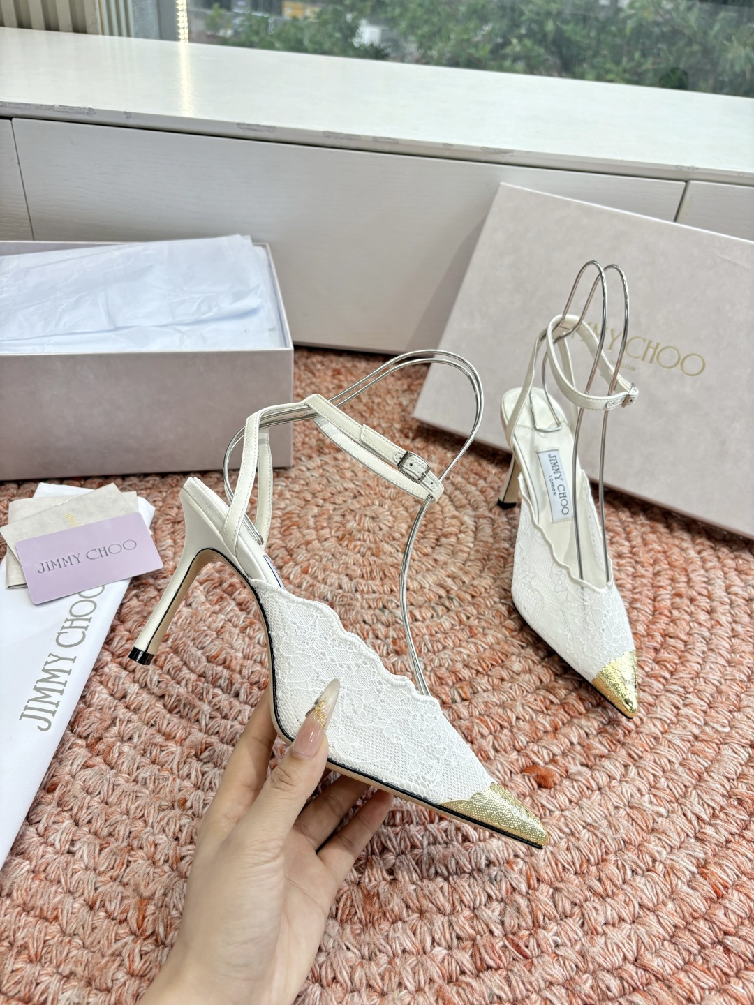 🌾G987所见即所得Jimmychoo 吉米周 26/ 春夏新款 蕾丝 尖头 高跟鞋 这个系列最有意思的