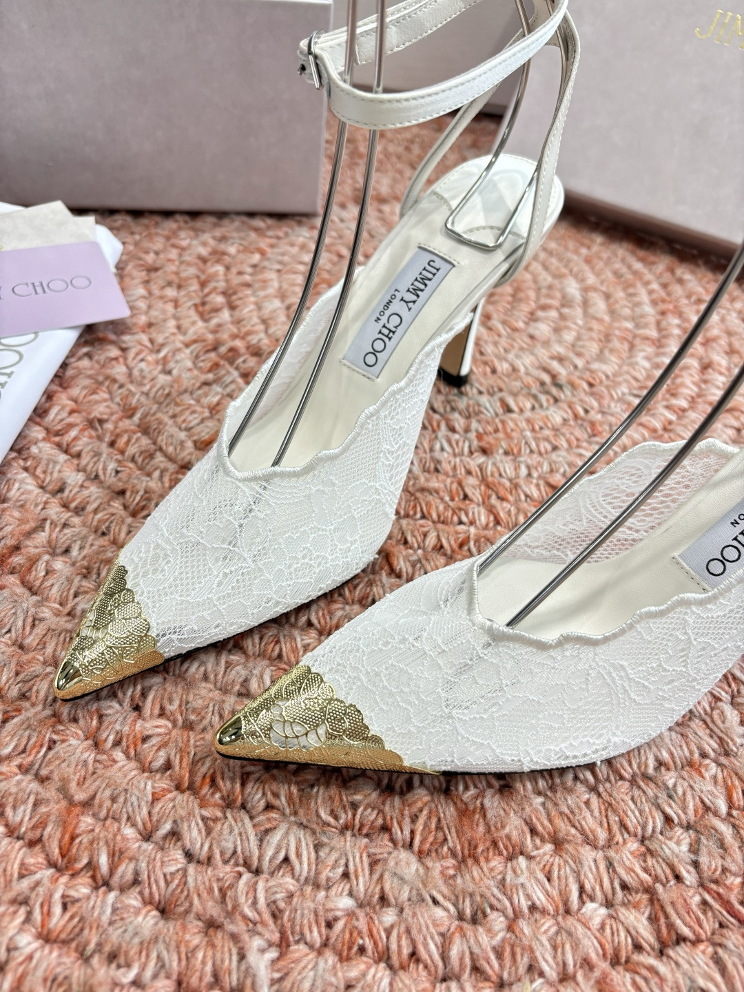 🌾G987所见即所得Jimmychoo 吉米周 26/ 春夏新款 蕾丝 尖头 高跟鞋 这个系列最有意思的